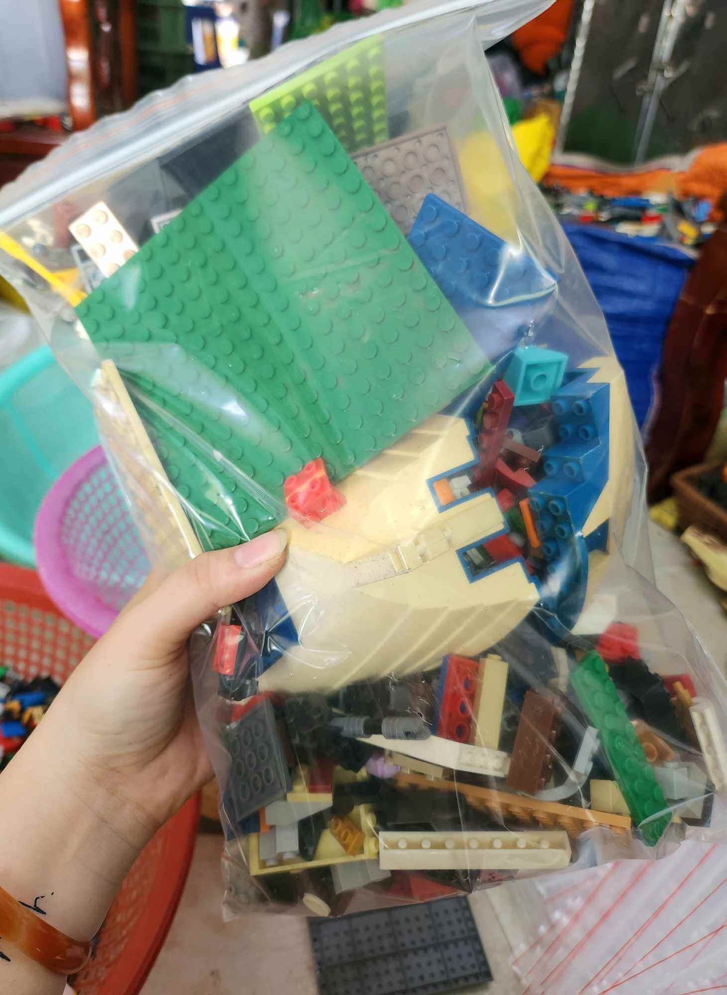 thanh lý 1kg LEGO NON vệ sinh SƠ