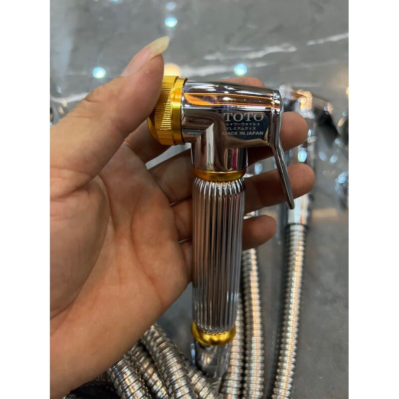 Vòi xịt vệ sinh hàng nội địa nhật ToTo(made in japan)