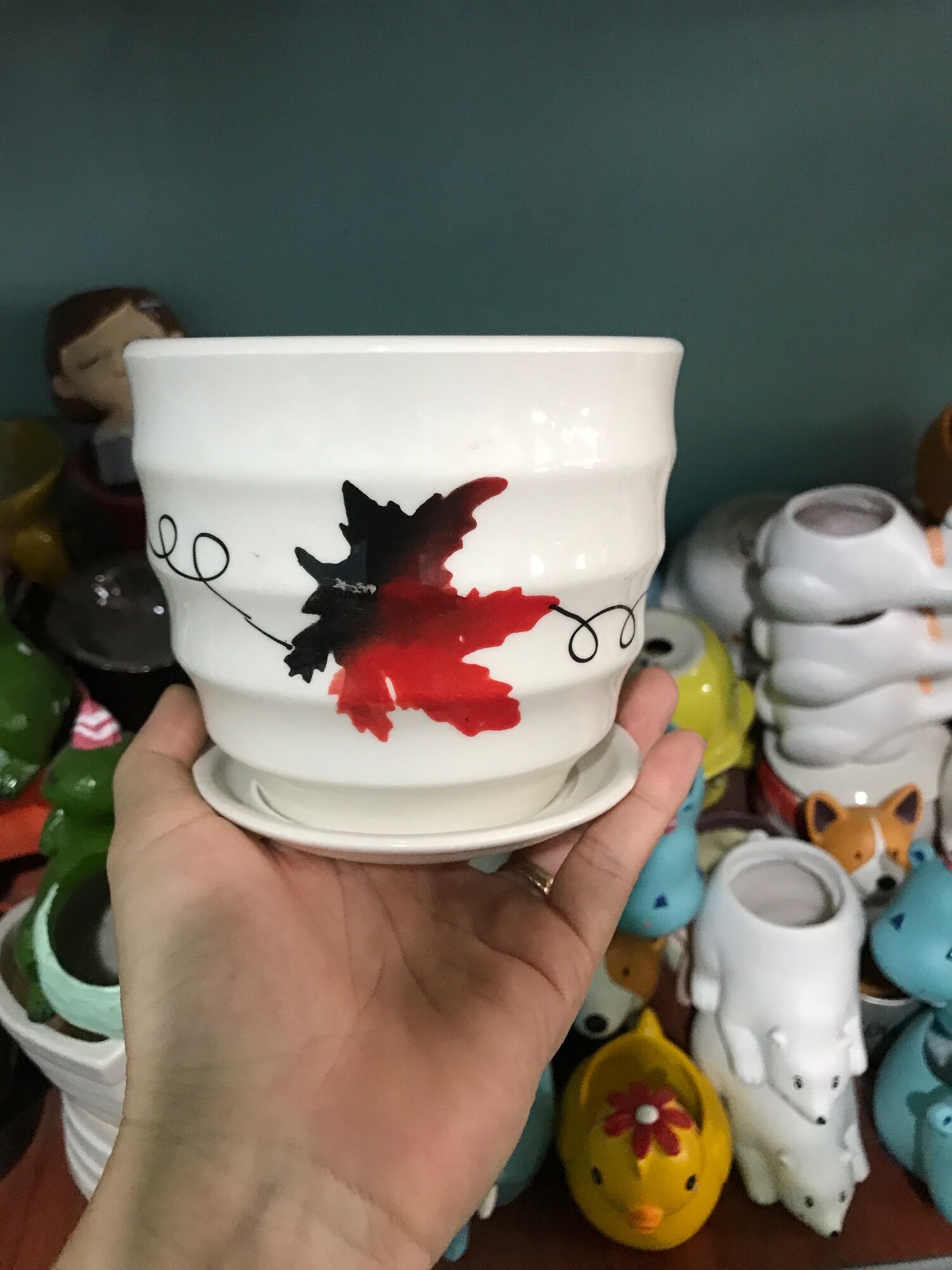 Chậu sứ trồng cây kèm dĩa lót