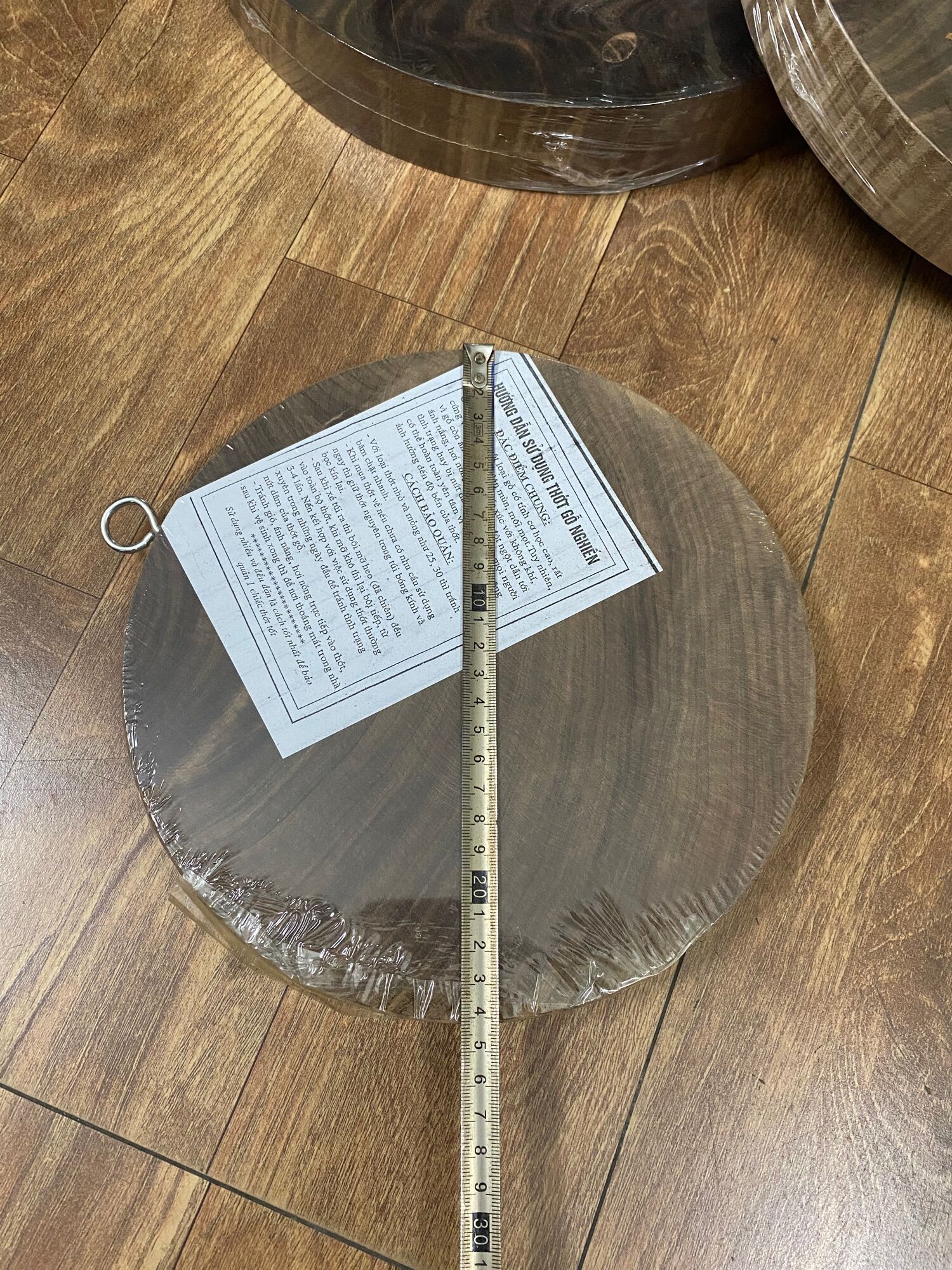 Thớt gỗ nghiến tròn size 24,29,34cm