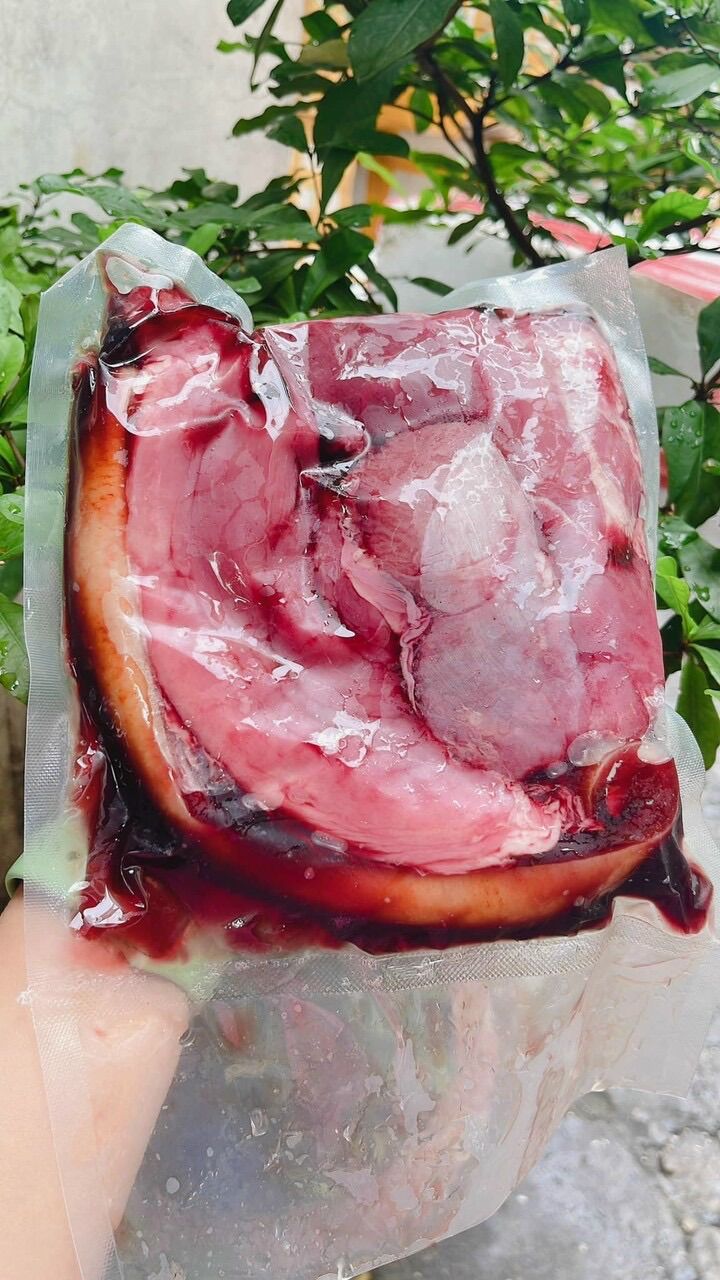 1kg Bag of Fresh Deer Leg Meat with Skin (Express Delivery in Hcmc)
