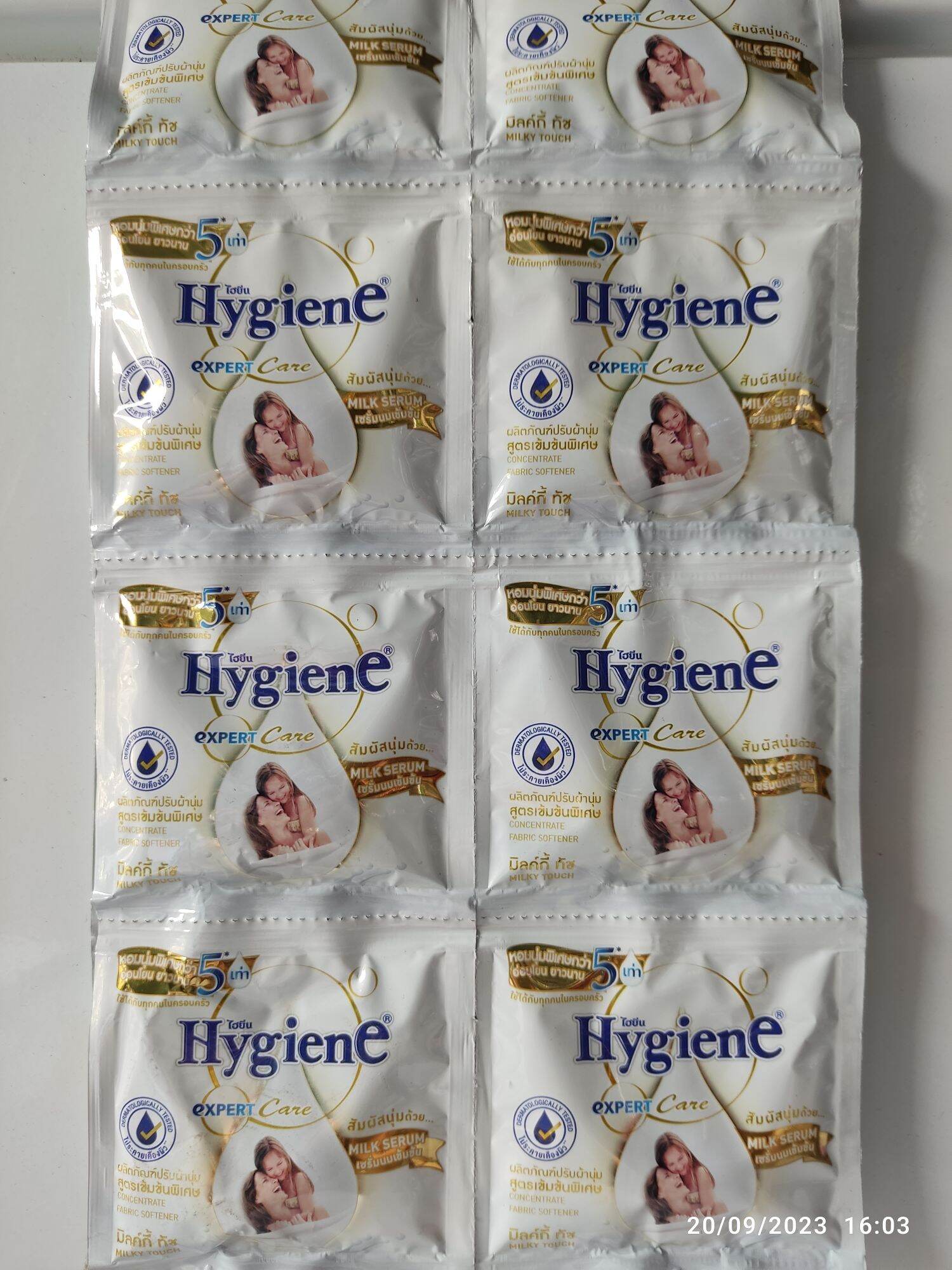 Nước xả vải Hygiene Thái Lan đậm đặc -10 gói Màu trắng