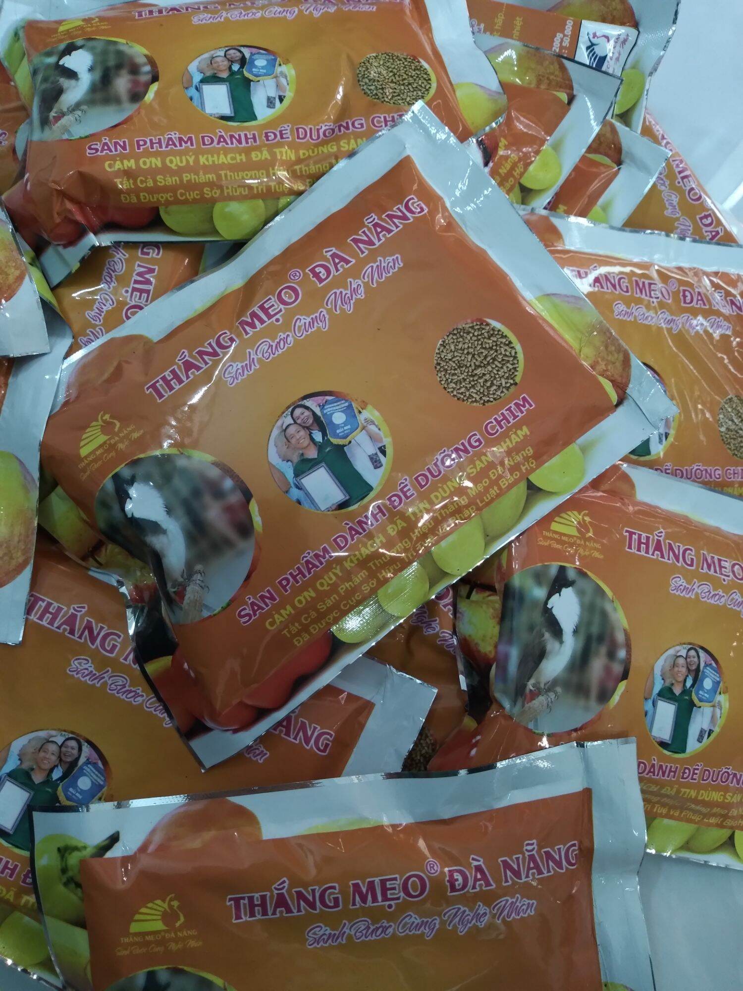 Cám chim chào mào Thắng mẹo (dành để dưỡng chim) 200g