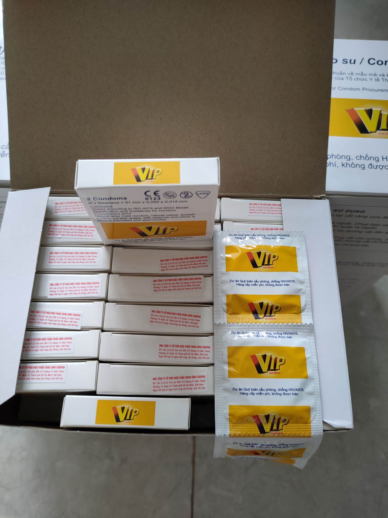 Hộp 144 cái Bao Cao Su Vip Trắng Vip Cam dành cho gia đình, nhà nghỉ