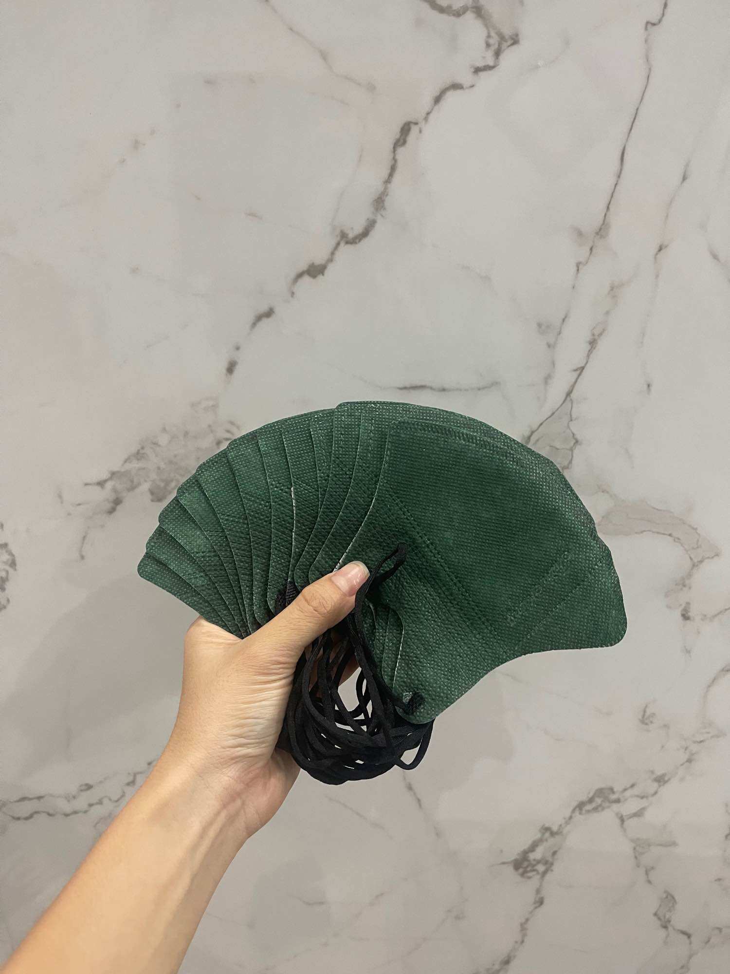 Thùng 100 cái khẩu trang 5D Tiến Hùng