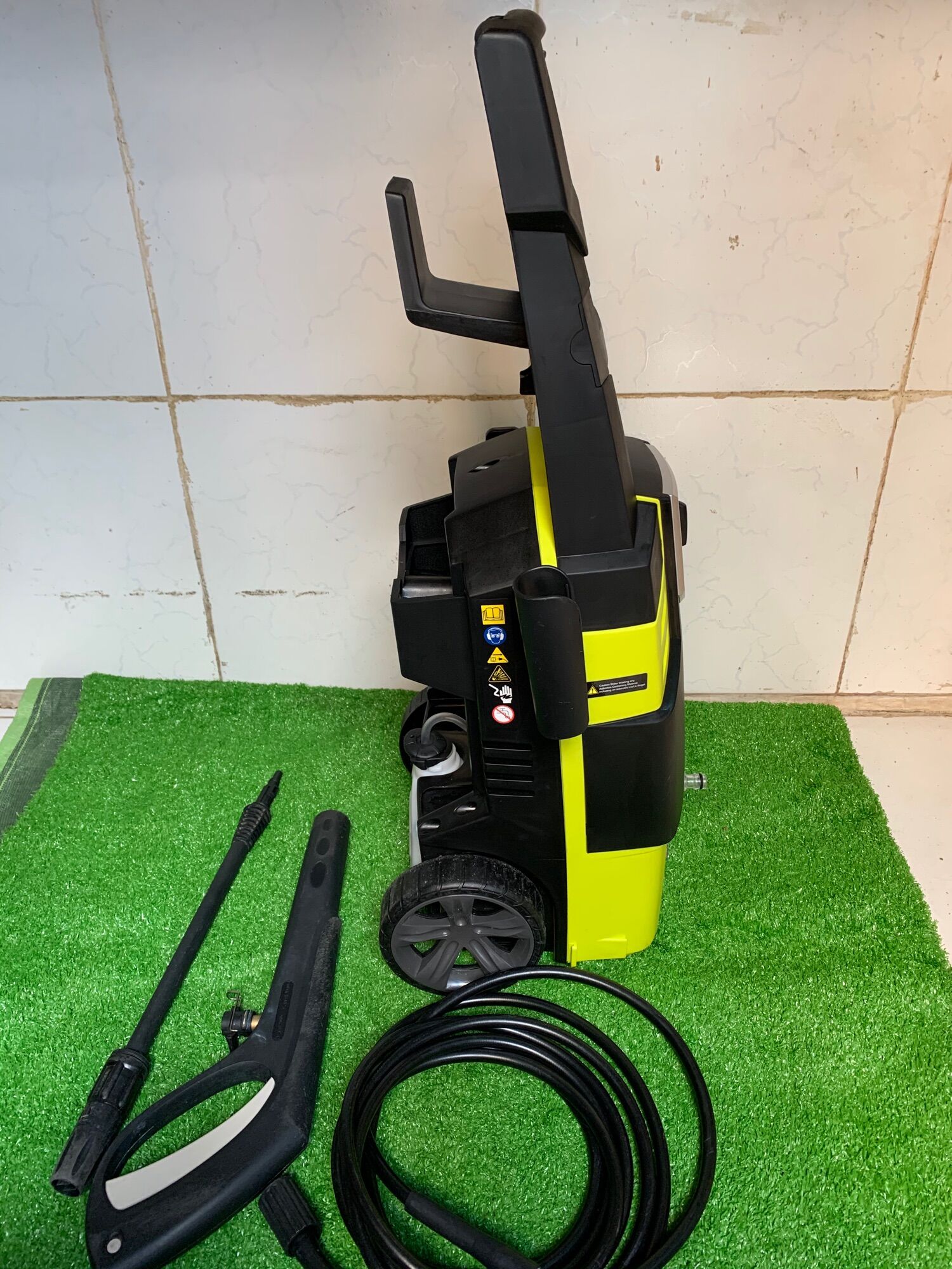 [HCM]Máy Rửa Xe Ryobi 1800W