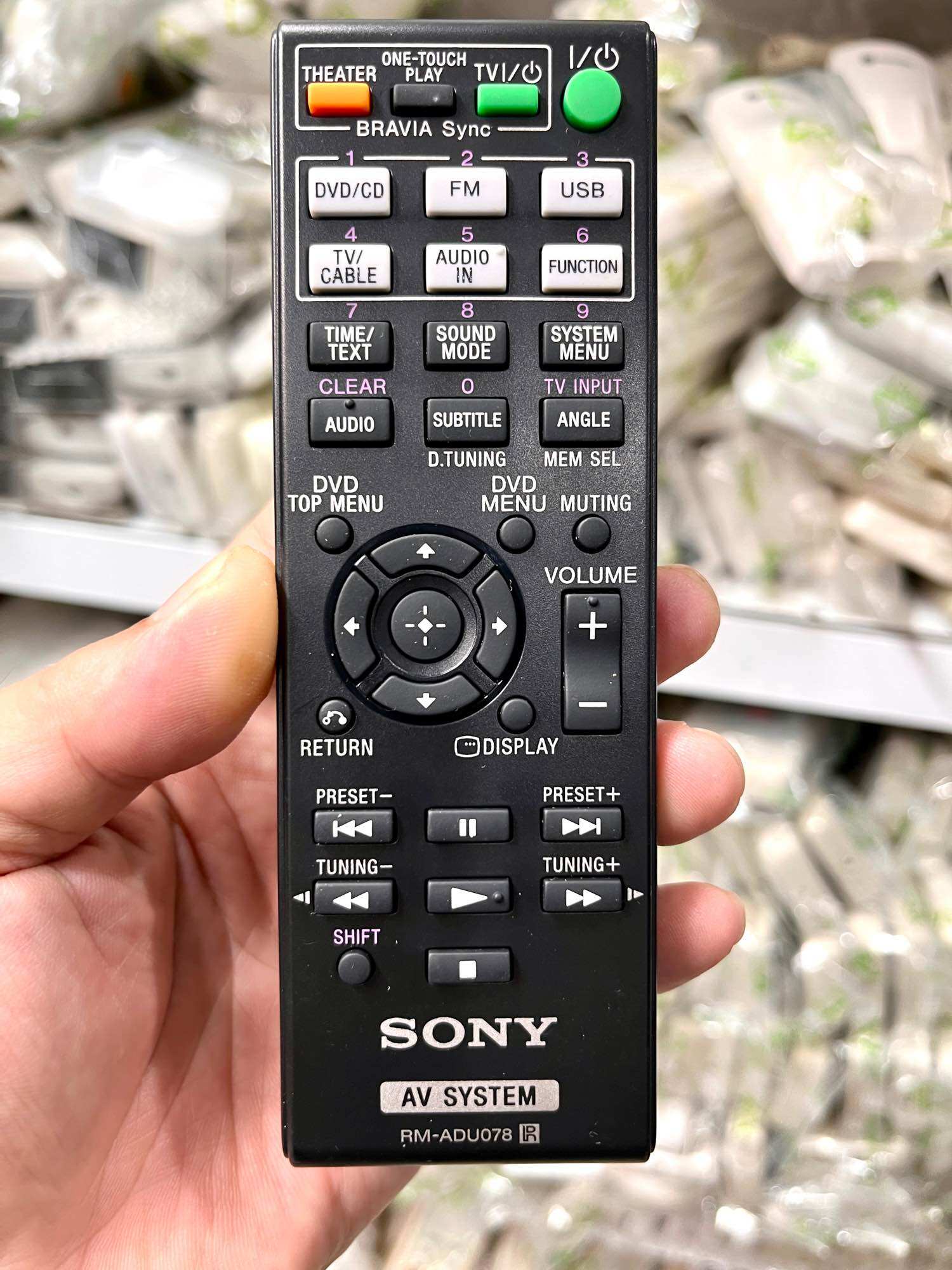 Điều khiển đầu SONY 5.1 hàng chính hãng.
