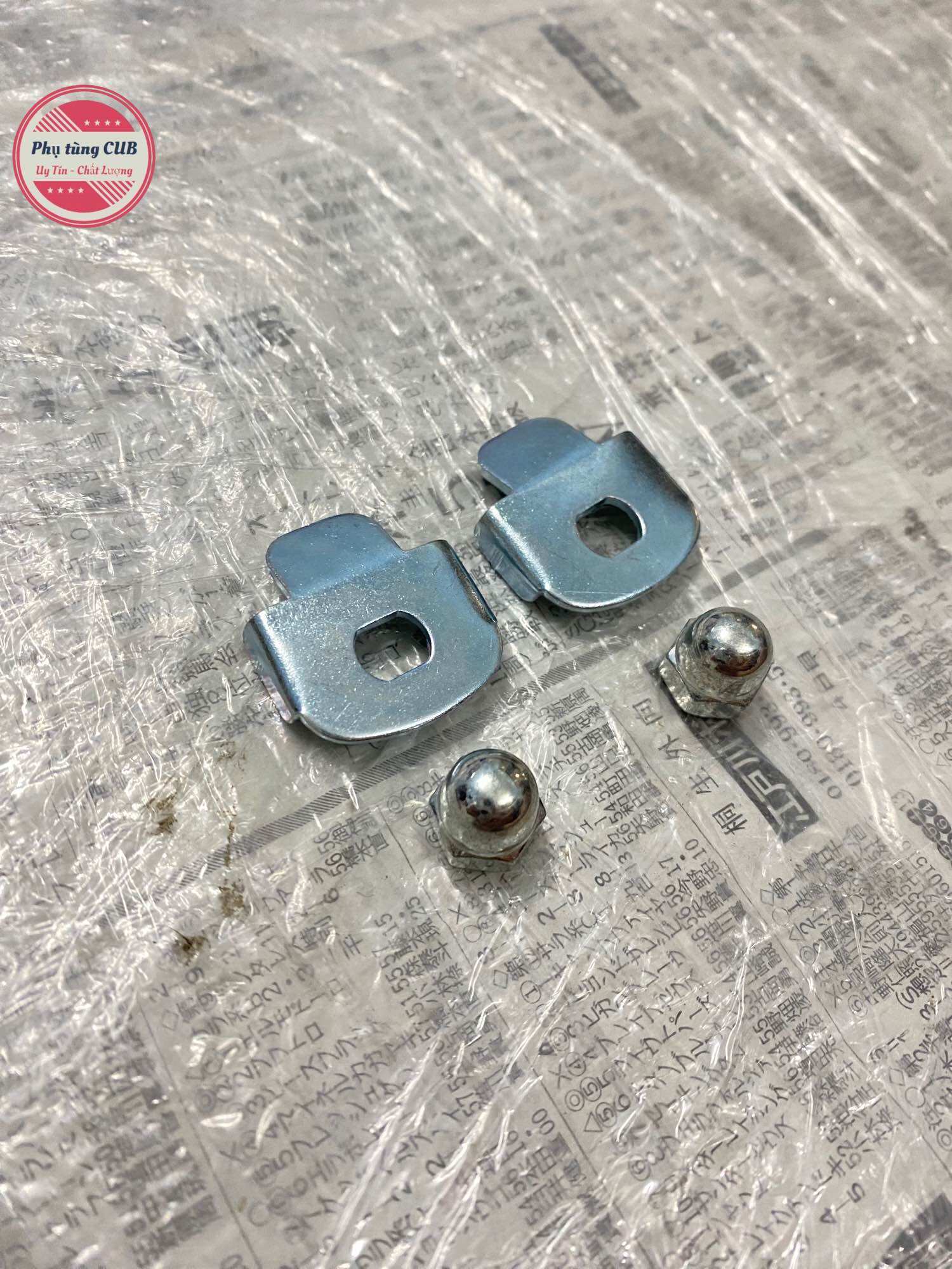 Bộ ốc nẹp bửng xe cub hàng lô mới