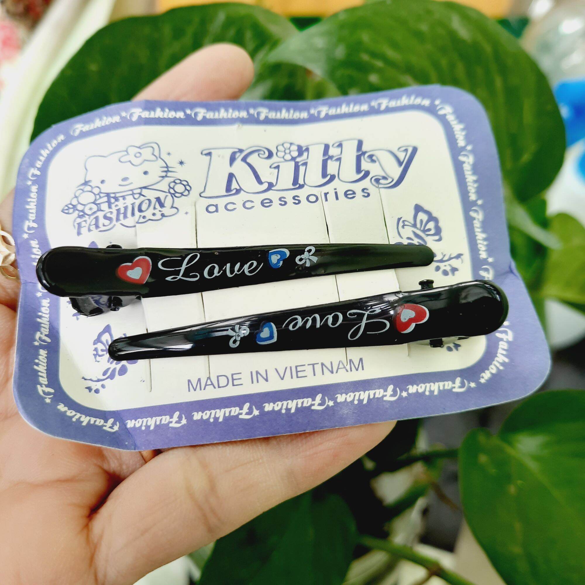 Một cặp kẹp tóc mỏ vịt kim loại love (6cm)