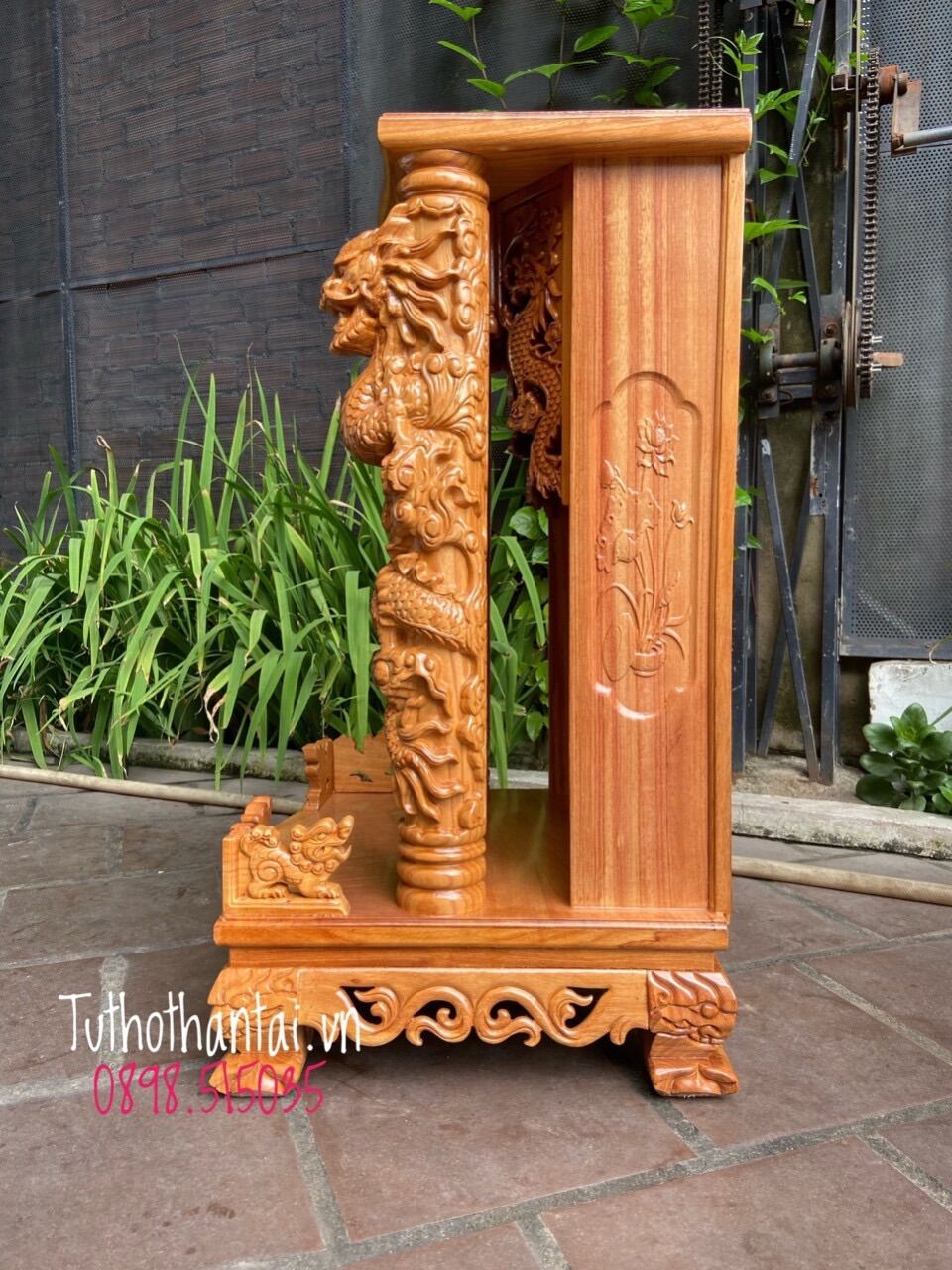 Bàn thờ thần tài cao cấp mẫu Rồng Phun Lửa