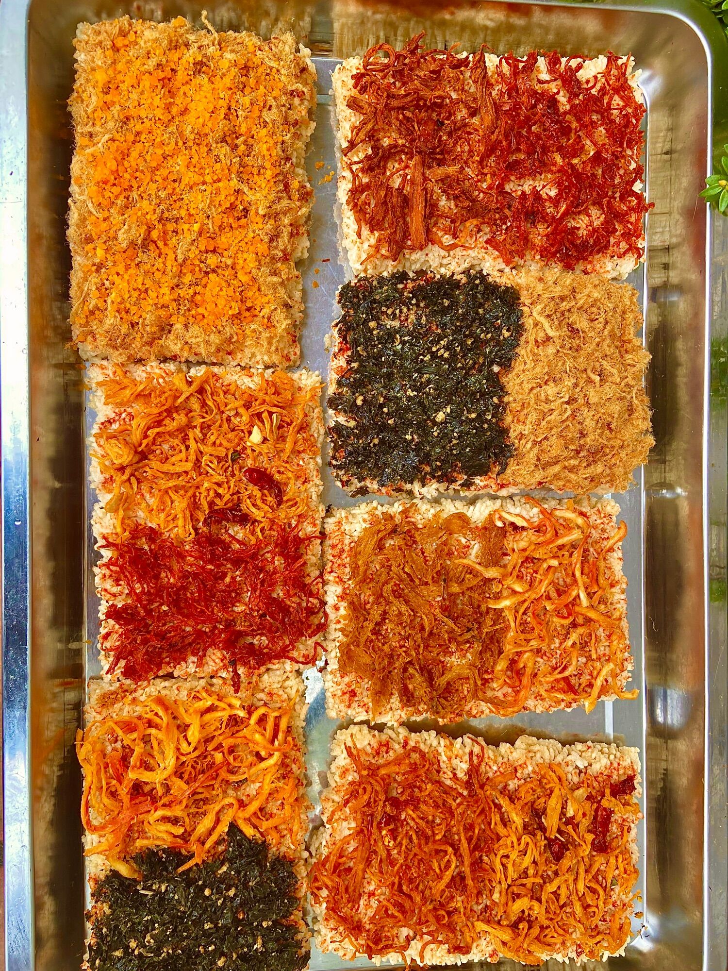 CƠM CHÁY ĐẶC BIỆT - Vị Chà Bông & Trứng Muối 180g