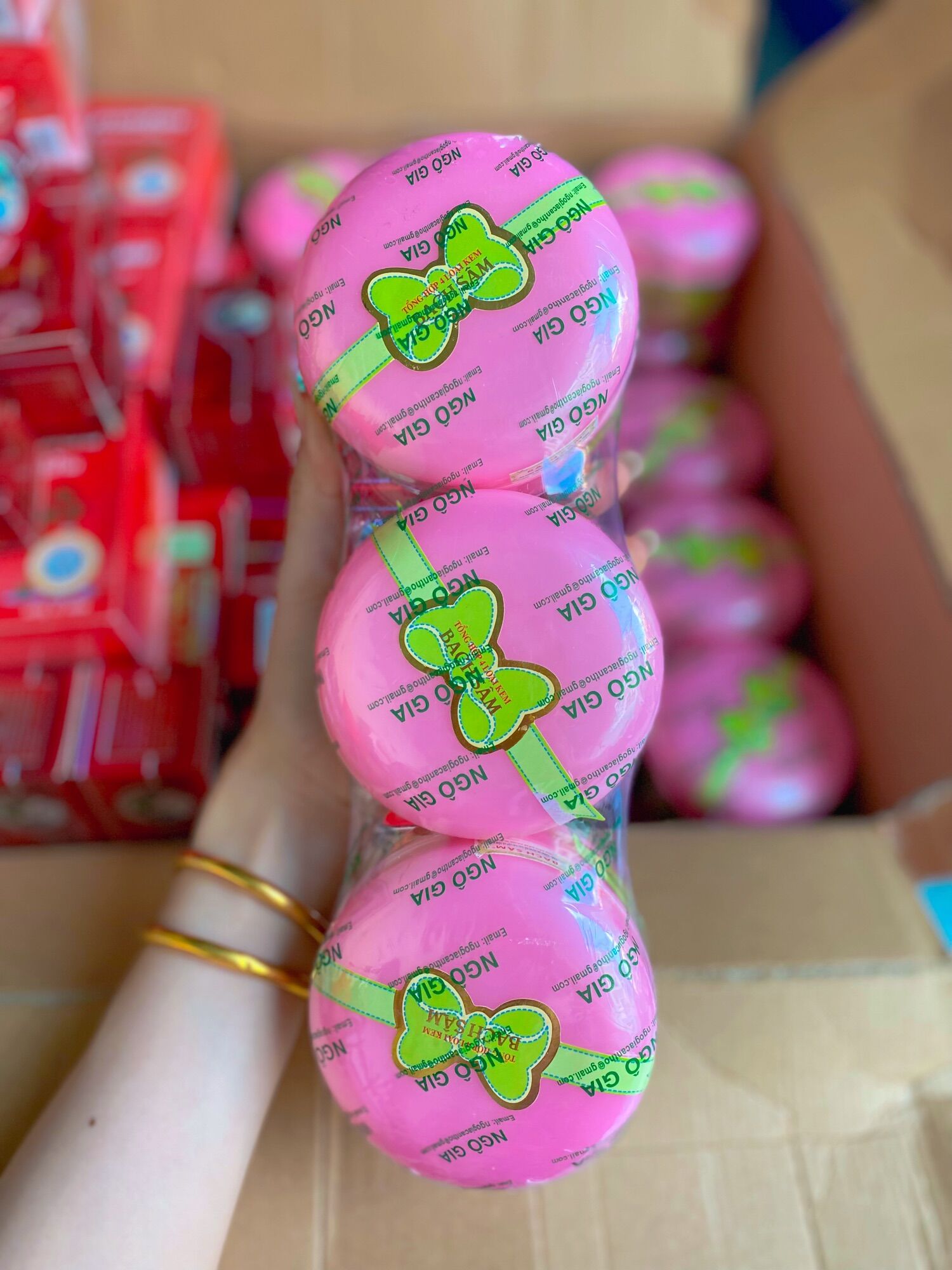 Lẻ hộp 250g kem cốt bạch sâm ngô gia