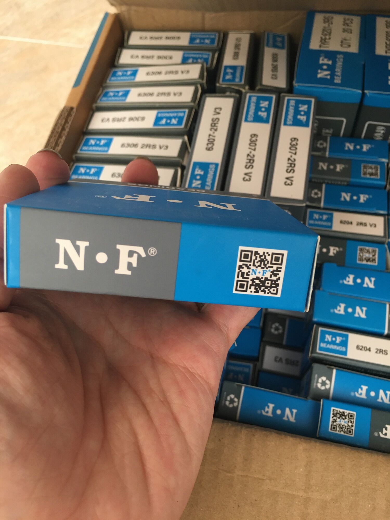 Vòng bi bạc đạn 6200,6201,6202,6203,6204,6205 2rs N.F nhat