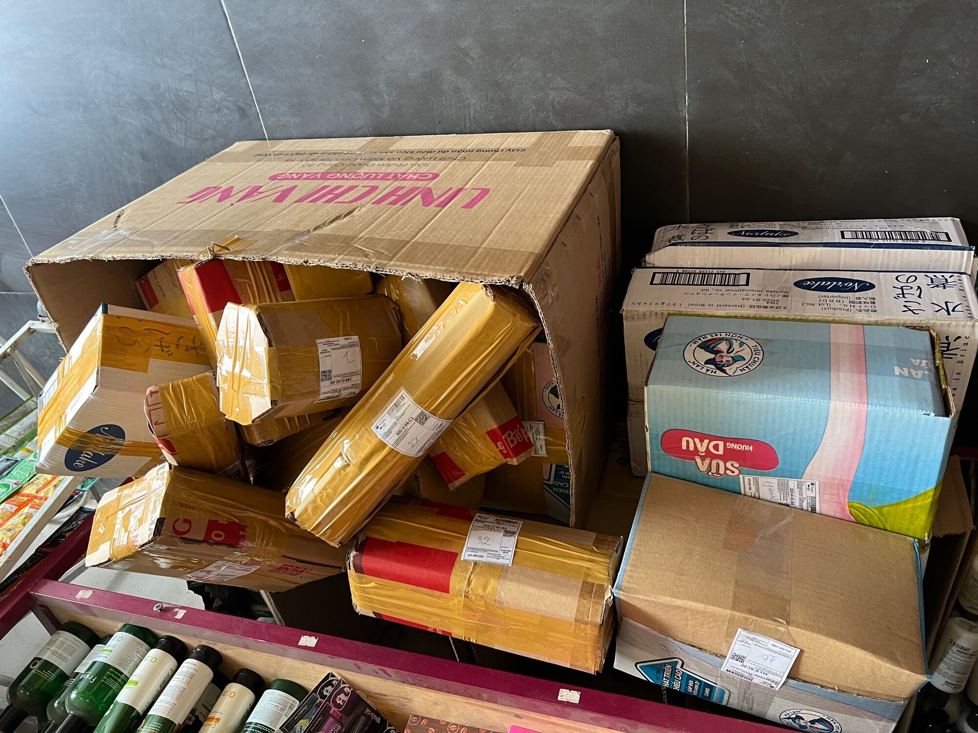 Bột giặt omo 350g mới