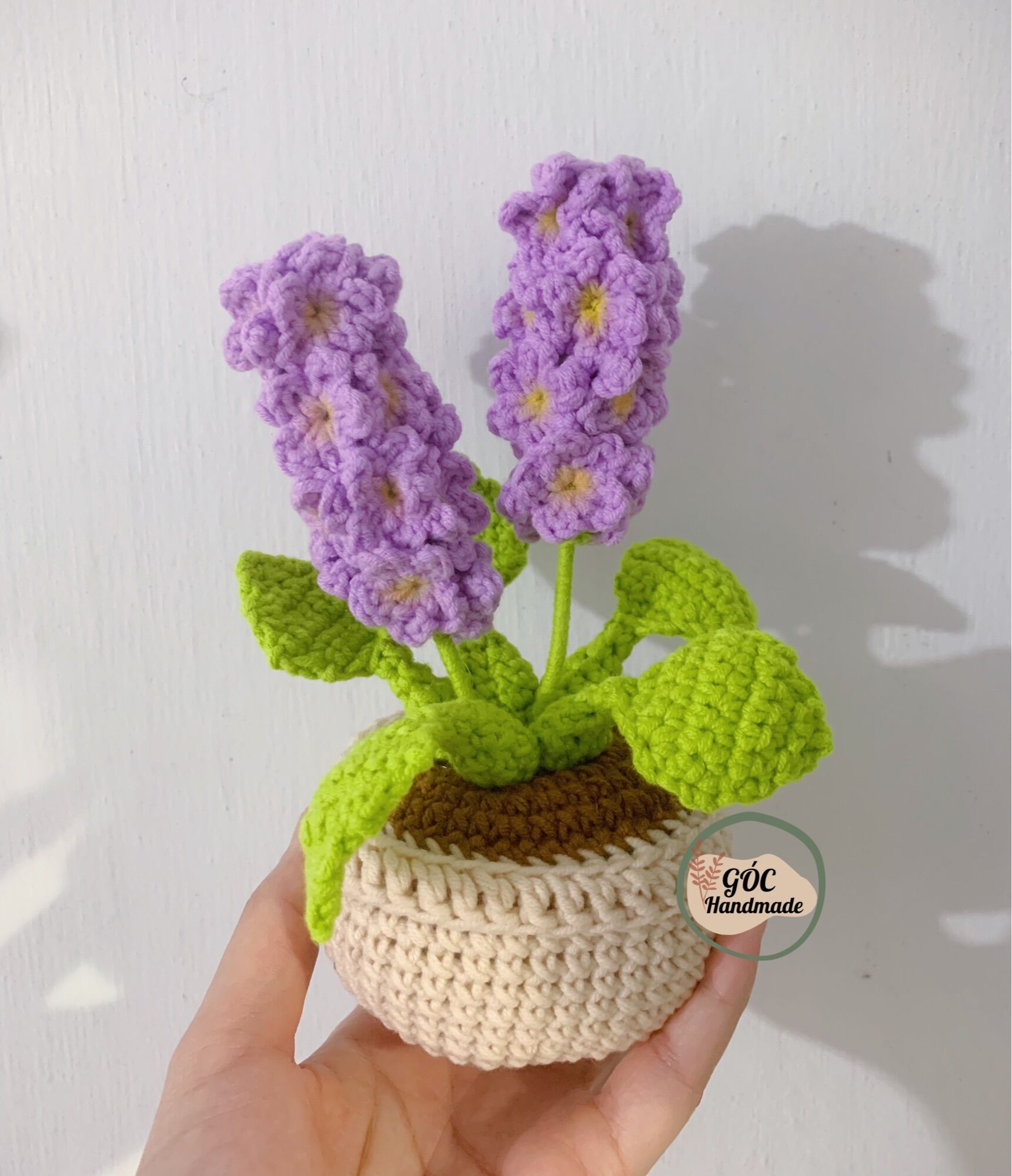 Chậu hoa lục bình bằng len