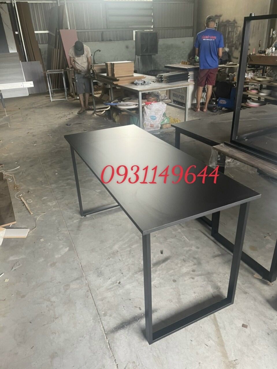 Bàn làm việc full đen dài 1m4