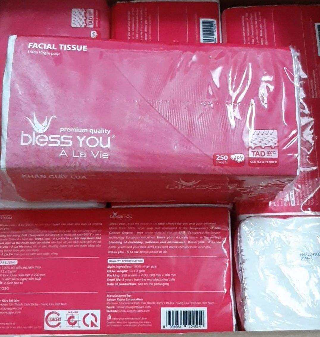 Khăn giấy rút Bless You 250 tờ 2 lớp.