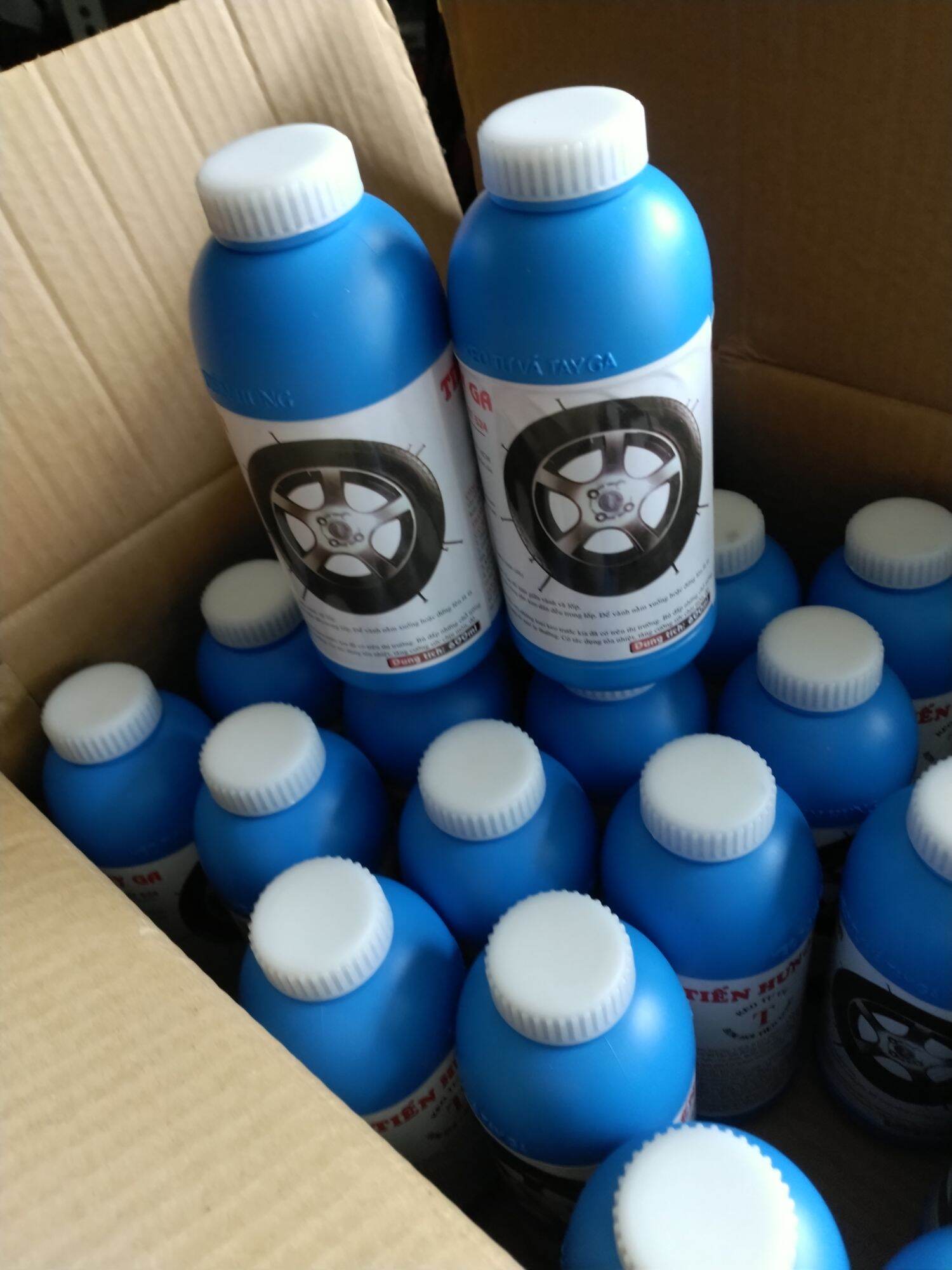 Keo tự vá xe tay ga tiến hưng 600 ml.