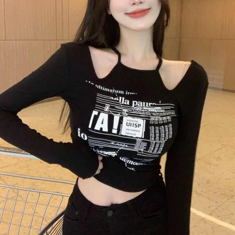 Áo croptop cổ yếm in hình tay dài