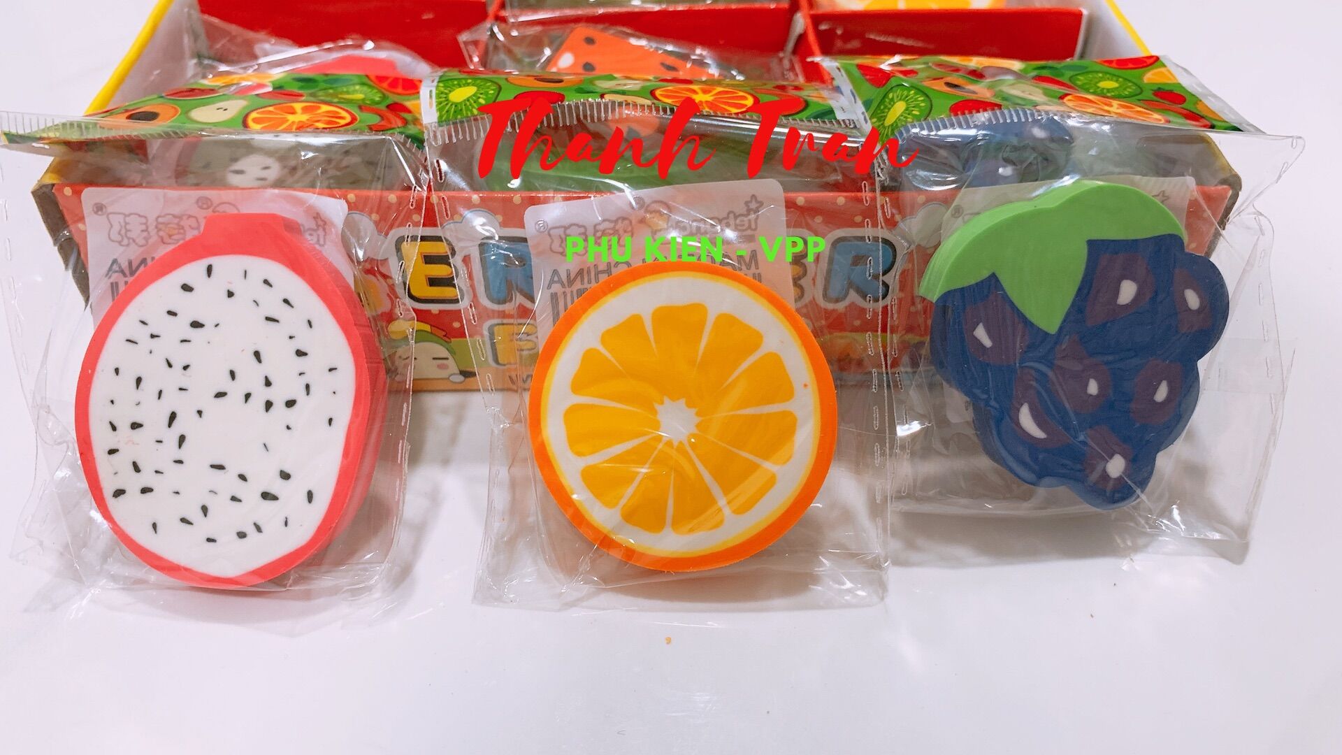 Gôm trái cây (cục lớn) (giao màu ngẫu nhiên)