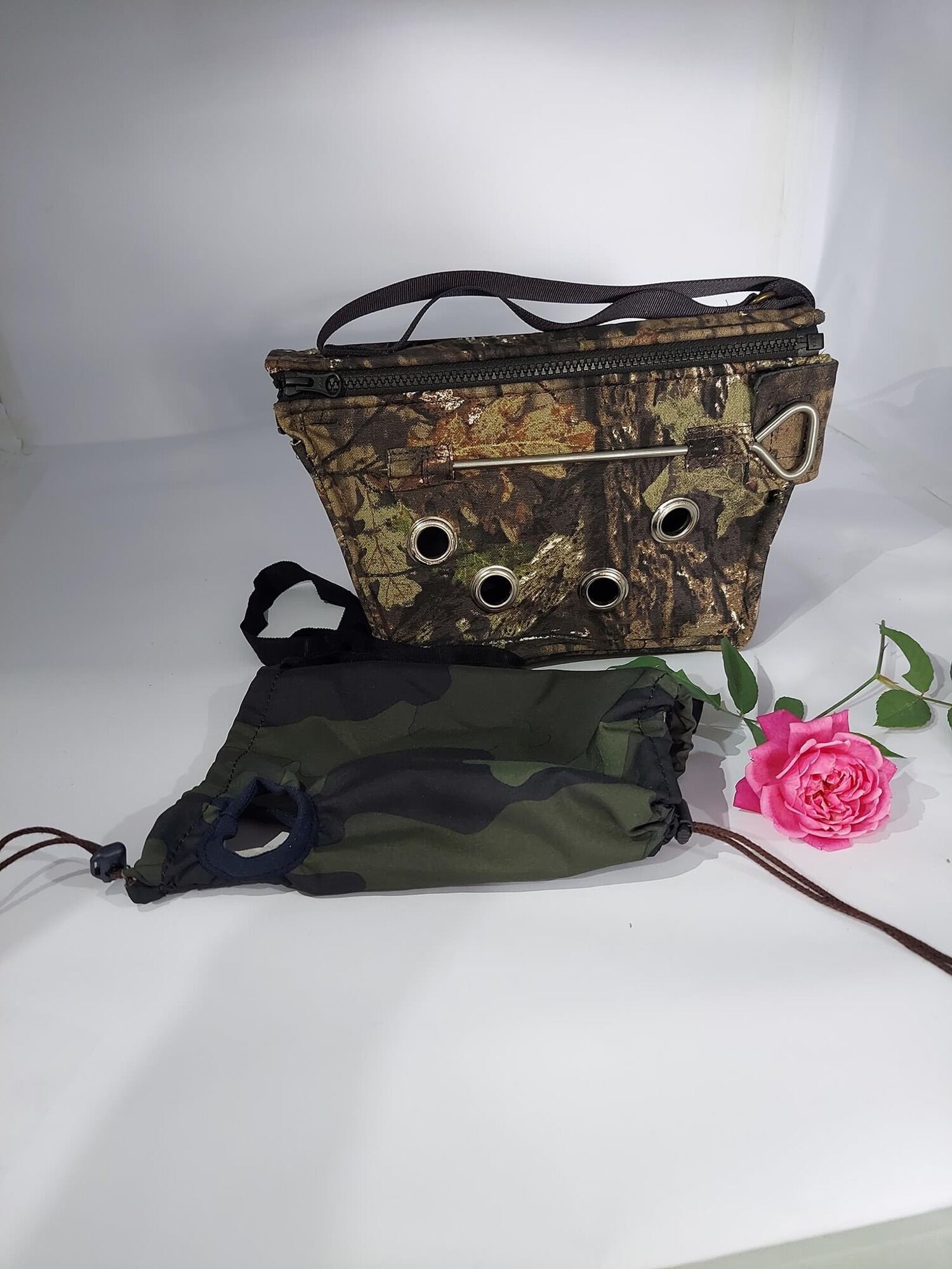 Giỏ Đựng Gà Rừng Mồi tặng nọc và túi bổi 2023