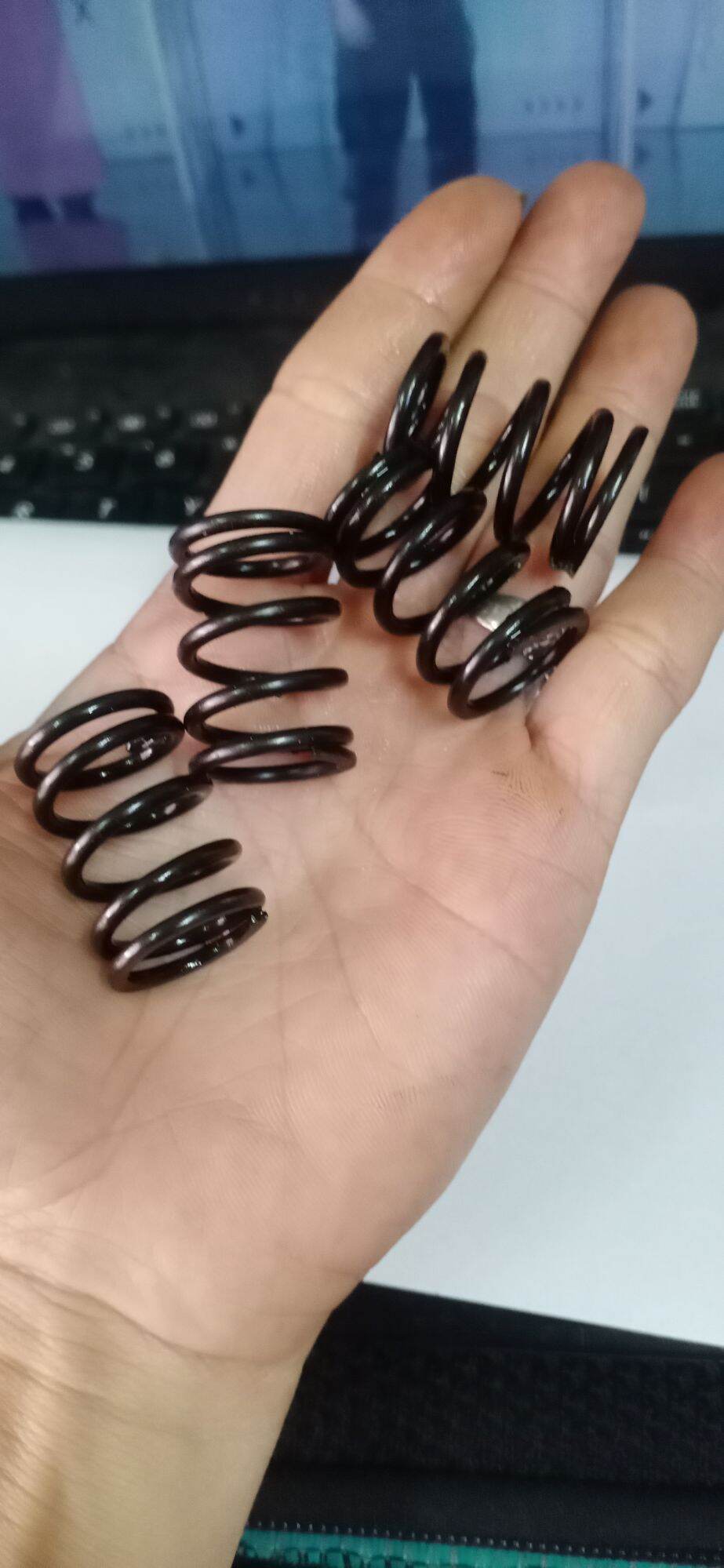 lò xo nồi côn 67 ĐỘ VỪA