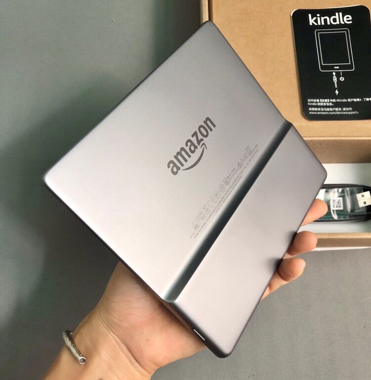 Máy đọc sách Kindle Oasis 2 - 8Gb like new 99%