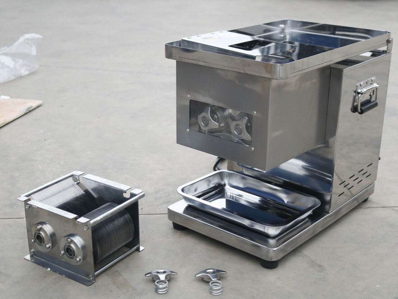 Máy thái thịt tươi sống qx-260