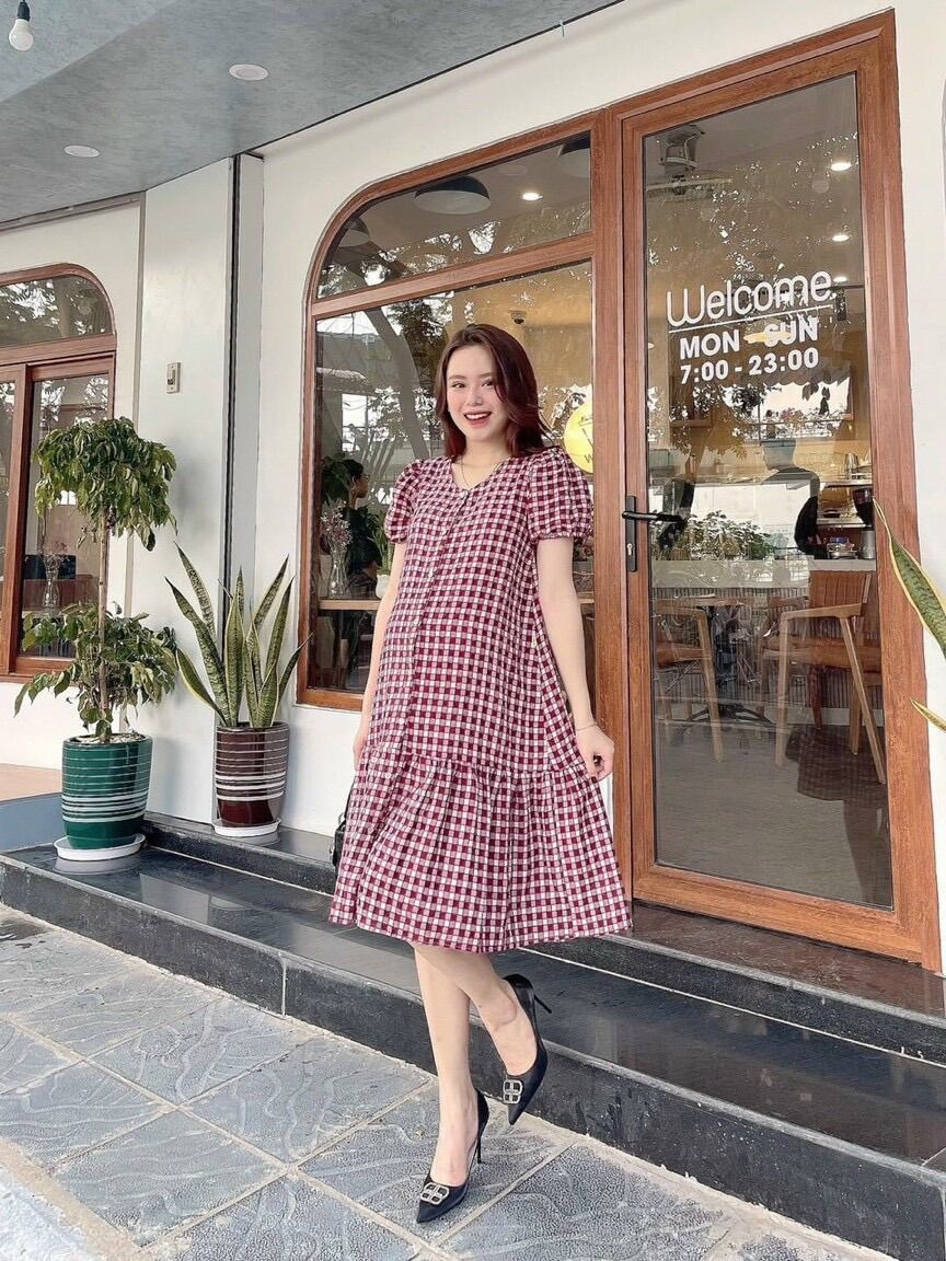 Đầm bầu caro đỏ siêu xinh mùa hè