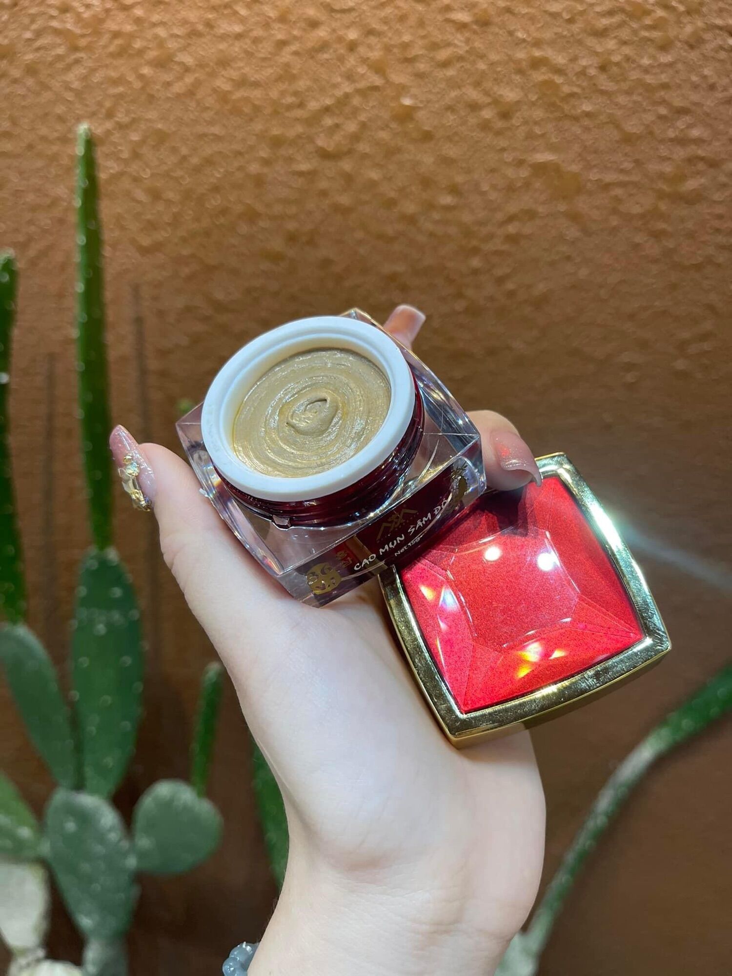 Cao Mụn Sâm Đỏ 36 Vị - Kem Sâm Mụn Đỏ Meea Organic