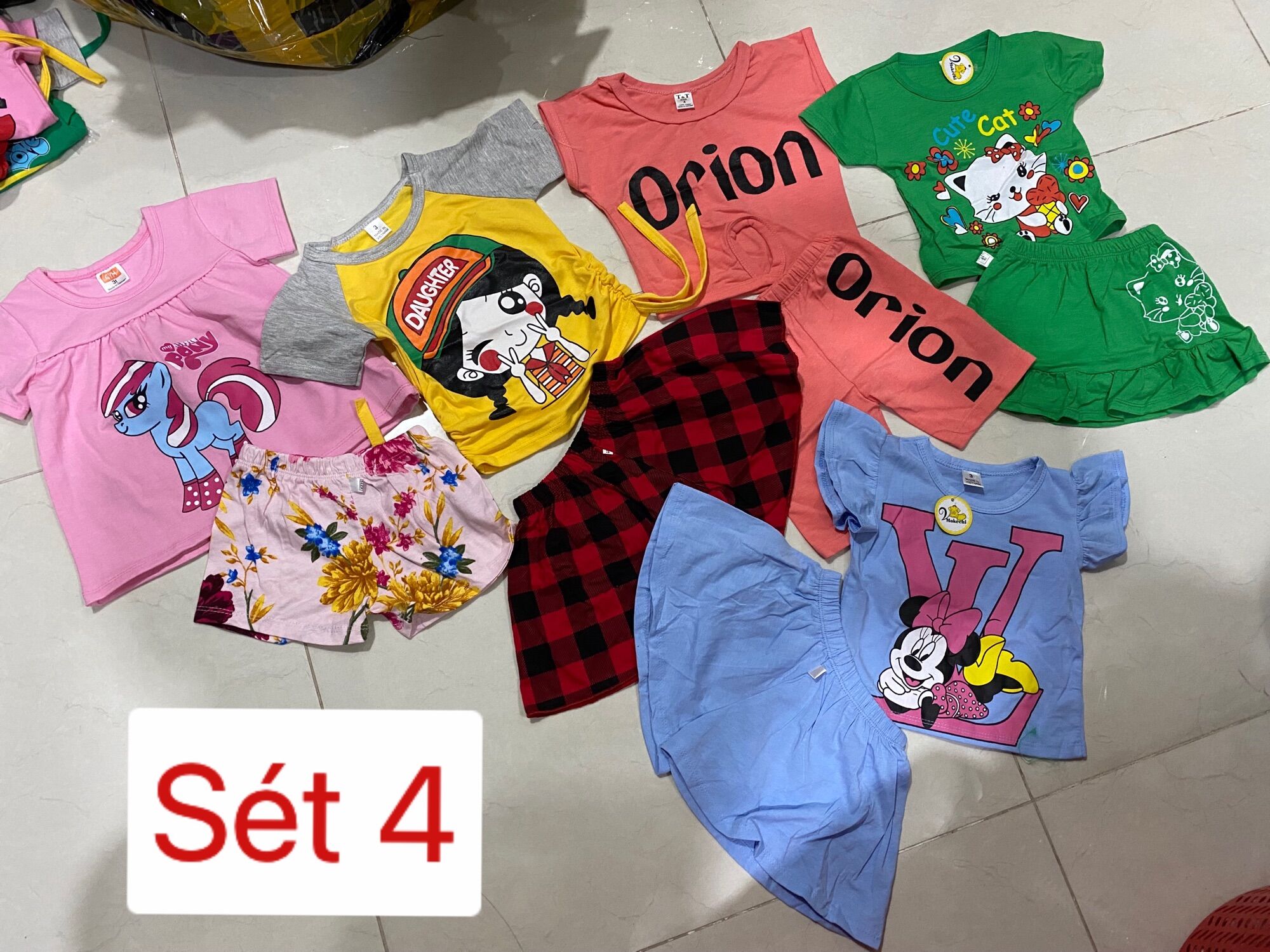 Thanh lý combo 5 bộ sz 6-7kg