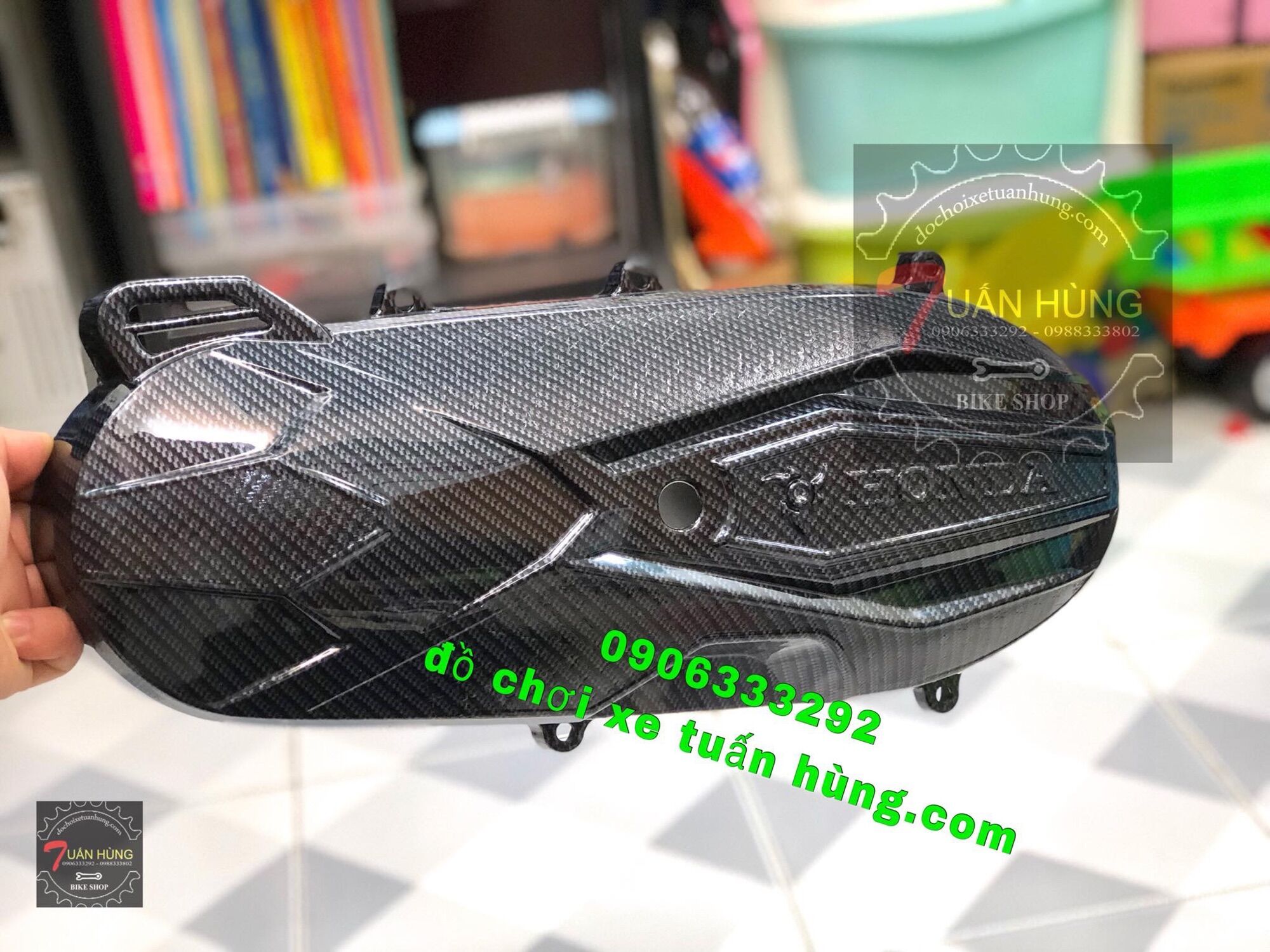 Ốp lốc máy vario 150/125 carbon