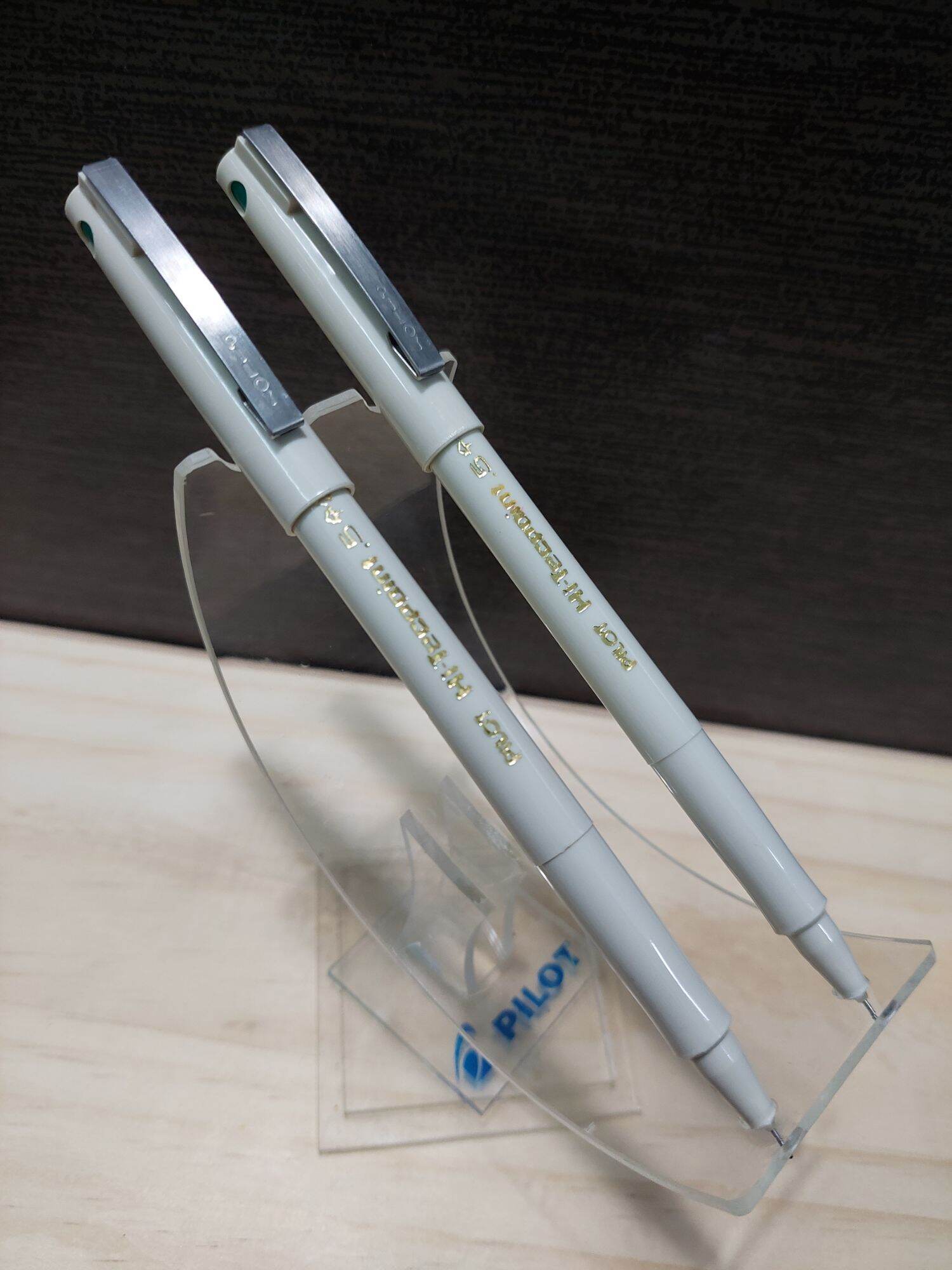 Bút lông kim Pilot BX-V5 Hi-techpoint (0.5mm). Made in Japan
