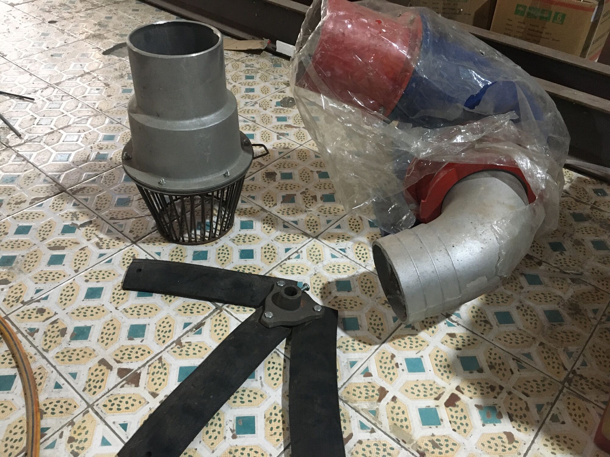 Sên máy bơm nước ống 150mm
