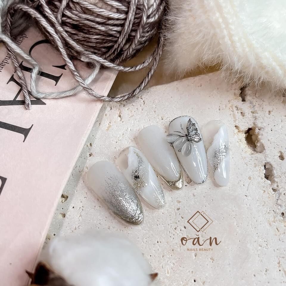 Charm bướm khấc gắn móng tay siêu xinh ( giá 1 cái)
