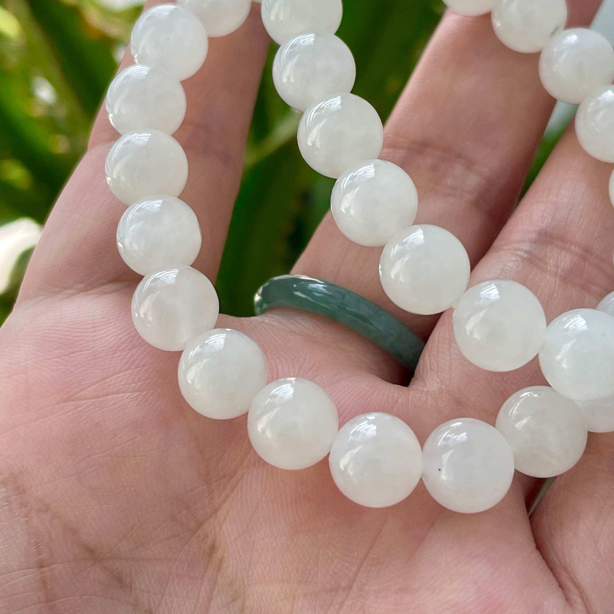 Vòng tay bạch Ngọc 8ly bóng đẹp