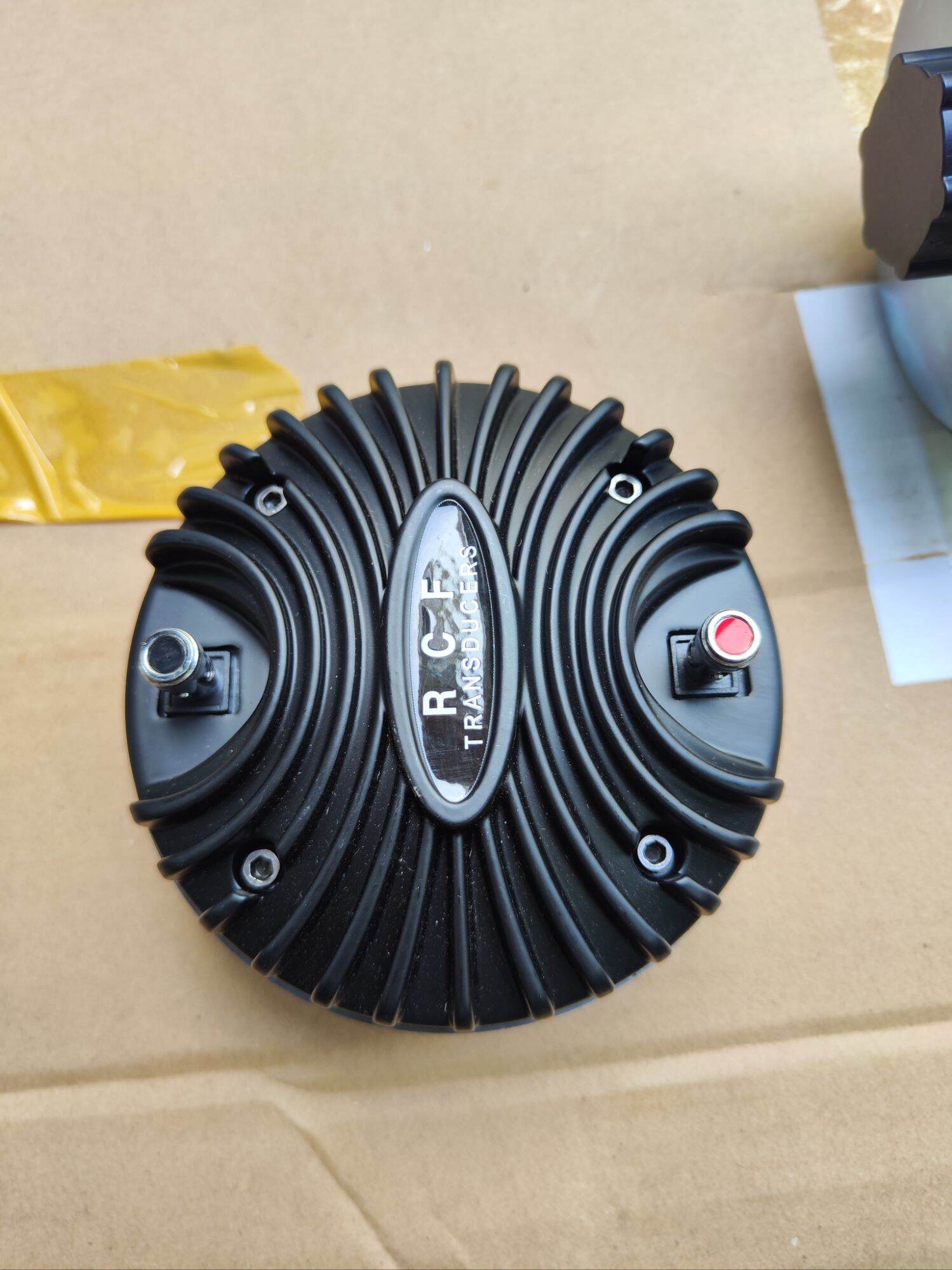 Củ loa treble kèn 450 rcf nắp nhôm từ 120 coil 44,5mm 8ohm đơn giá 1 Cái