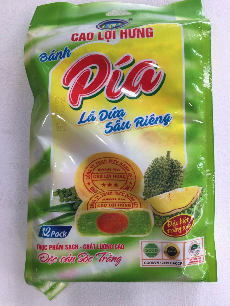 Bánh pía lá dứa sầu riêng