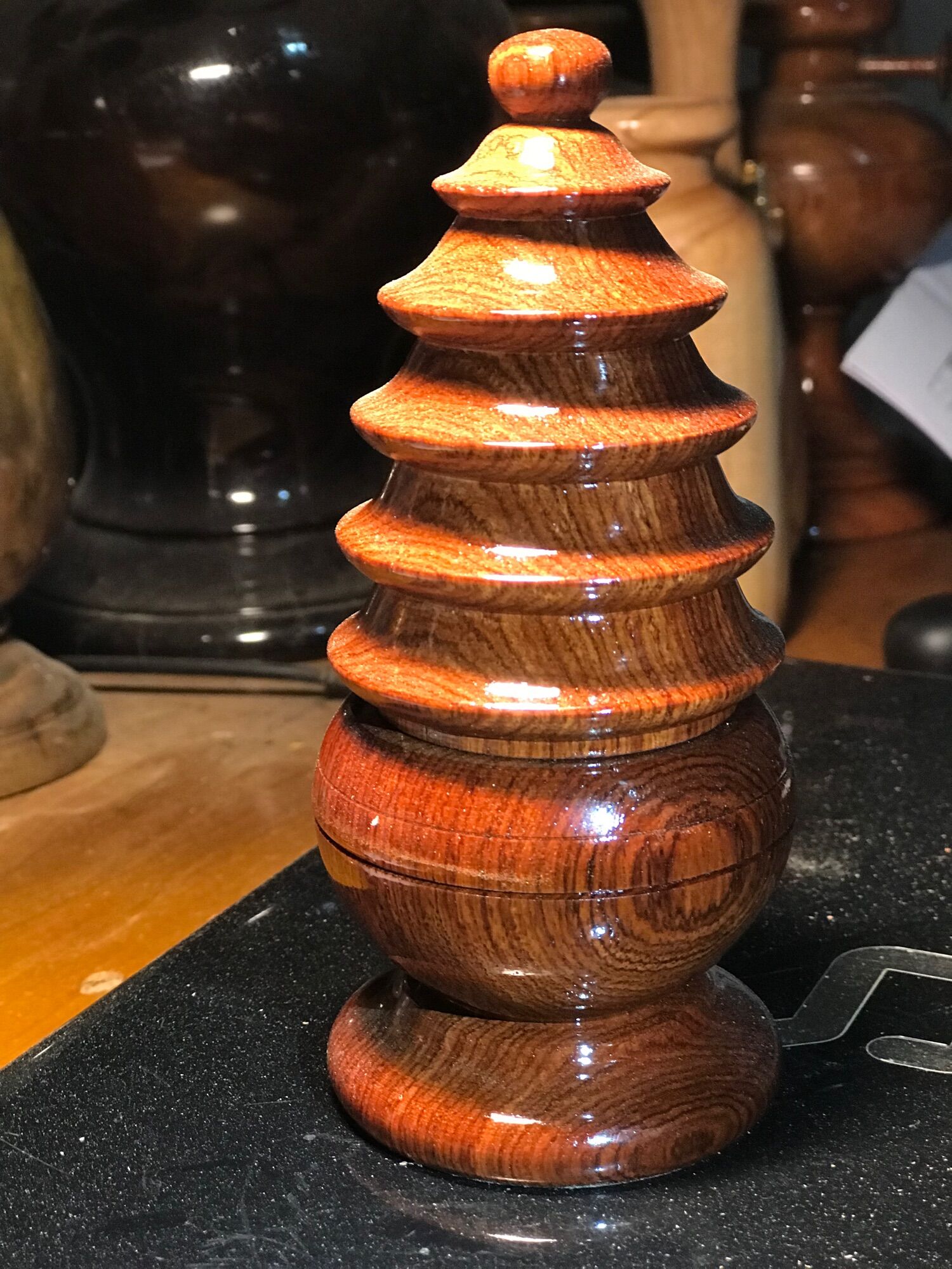 Lọ tắm gỗ đẹp, hộp tắm , hình tháp đẹp