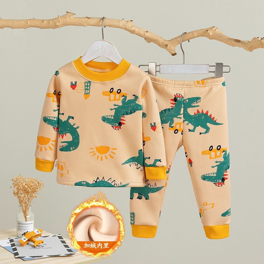 bộ nỉ lót lông đày dặn nhé mọi người ấm áp thì khỏi bàn nhé em có đủ size từ 8_35kg ạ với lót lông mềm mại đường may khéo léo giặt máy cũng ok ạ giá chỉ từ 100_150000k thui tủy theo size ạ