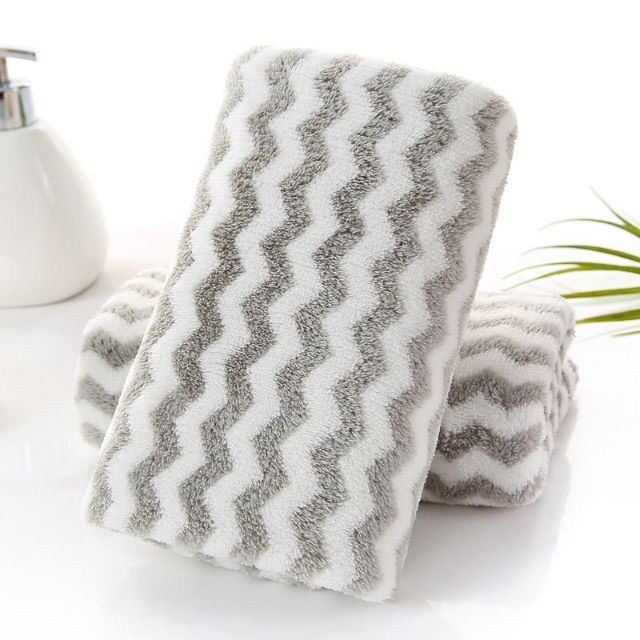 Khăn mặt lông mịn xuất Hàn 30x50cm (màu ngẫu nhiên)