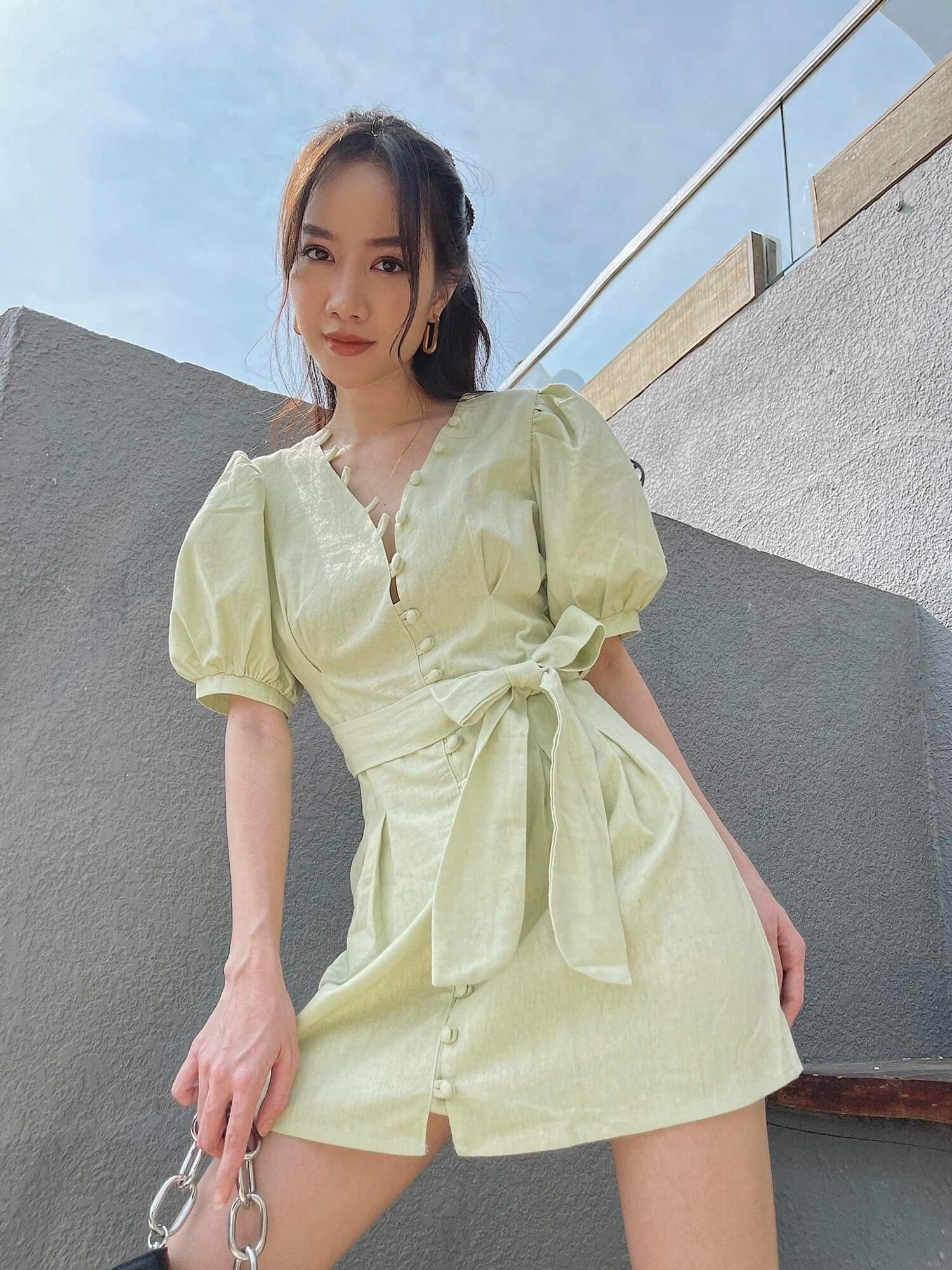 Đầm tay phồng 19 nút - D177