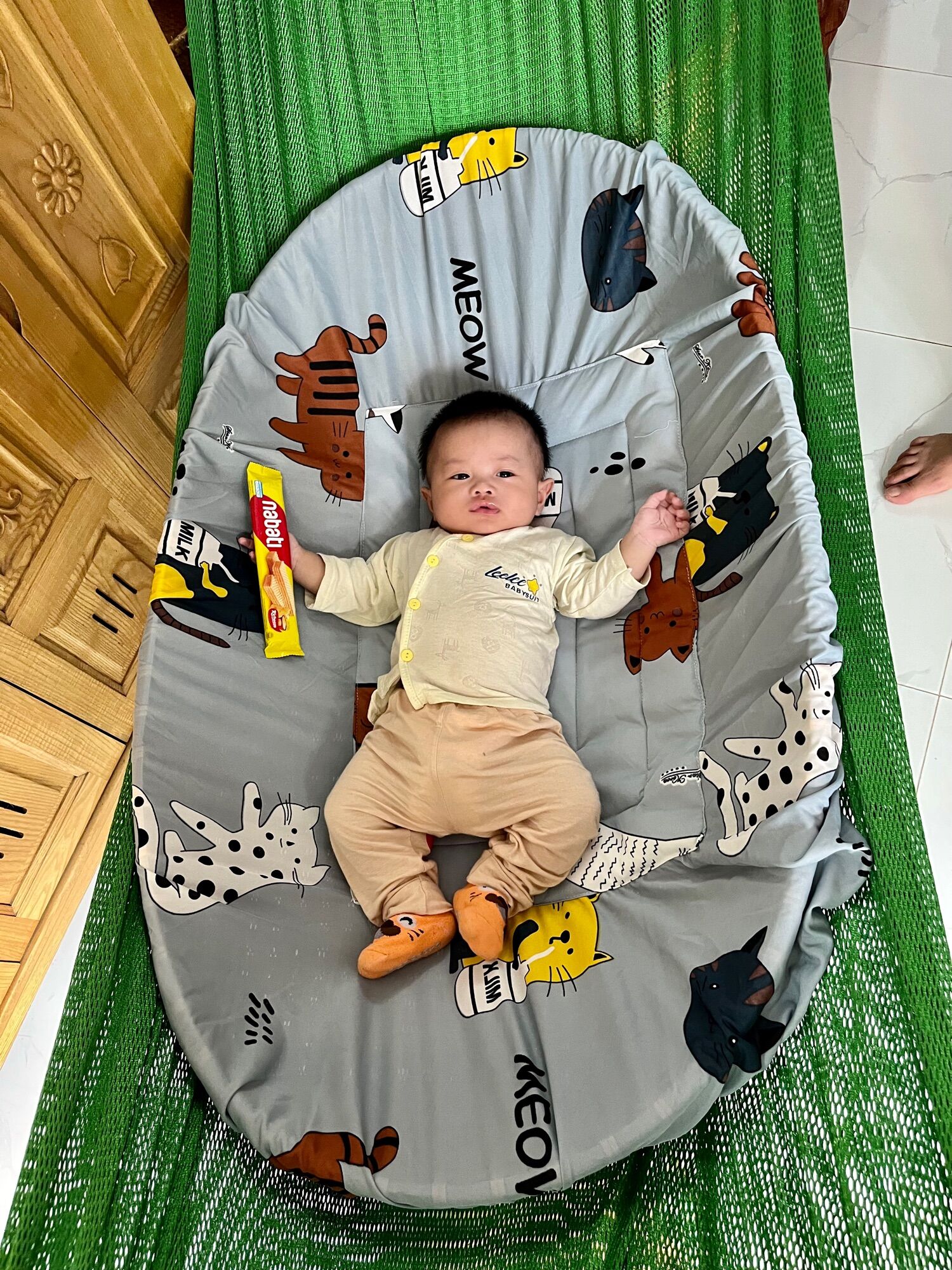 Nôi tre , nôi dành cho em bé chống cong lưng