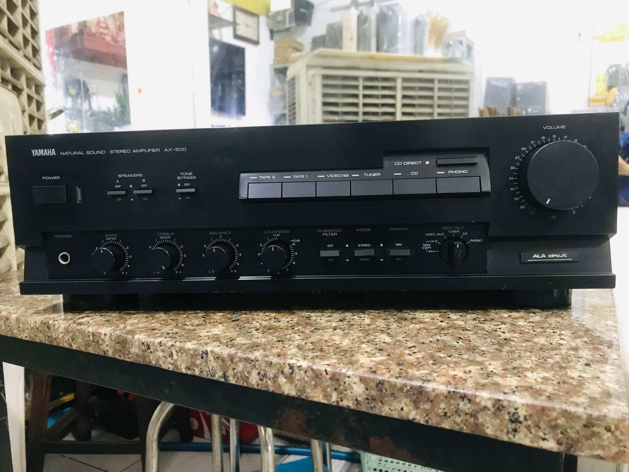 Freeship Amply Yamaha AX-500 công xuất 170w/1kênh máy chạy 4 sò than đại.