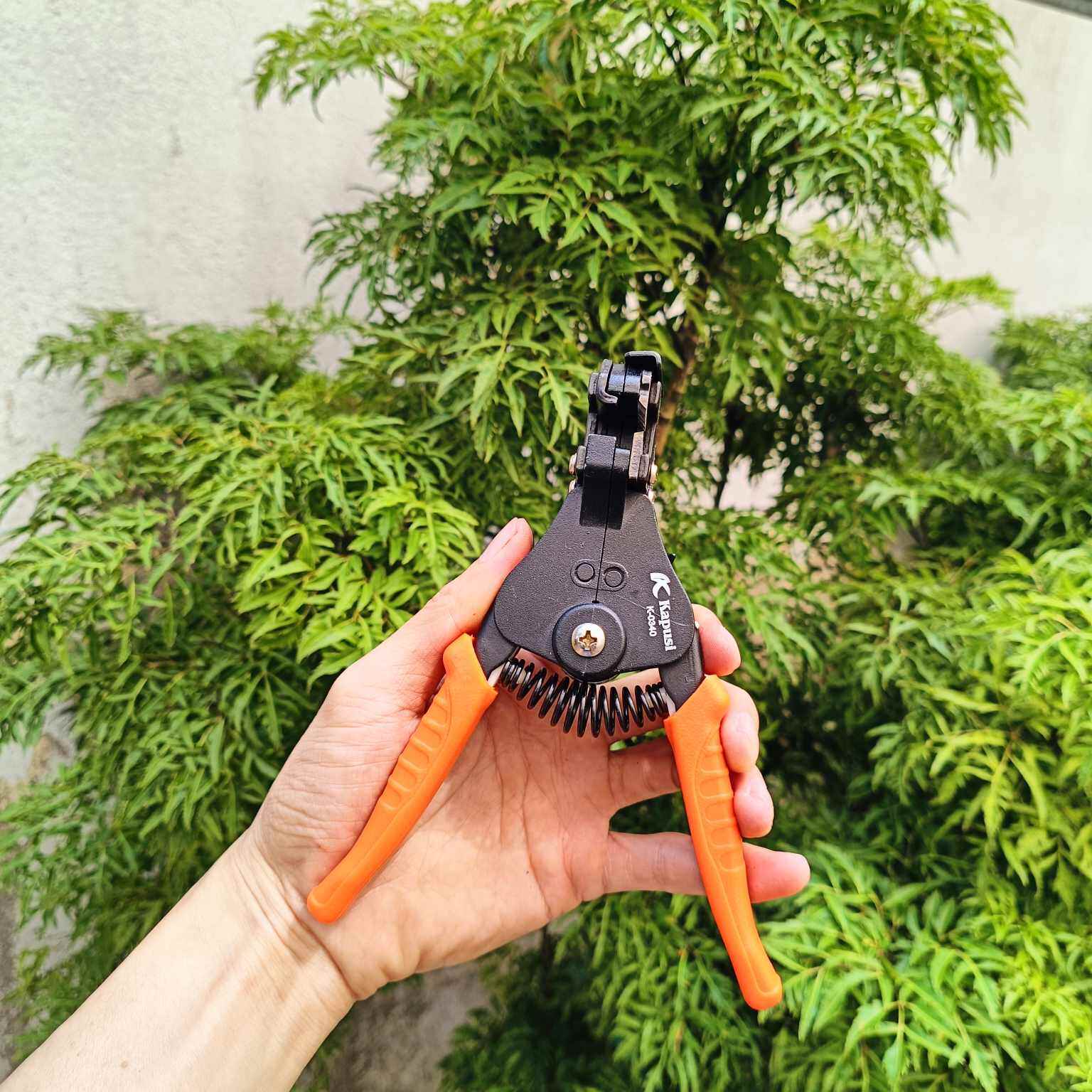 kìm tuốt dây điện KAPUSI