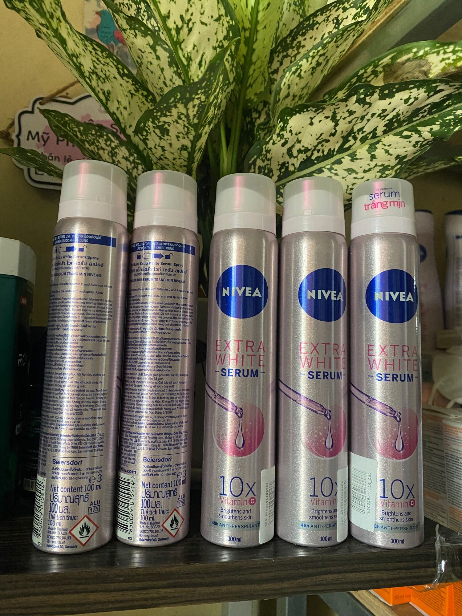 Xịt khử mùi Nivea Extra White Serum 100ml