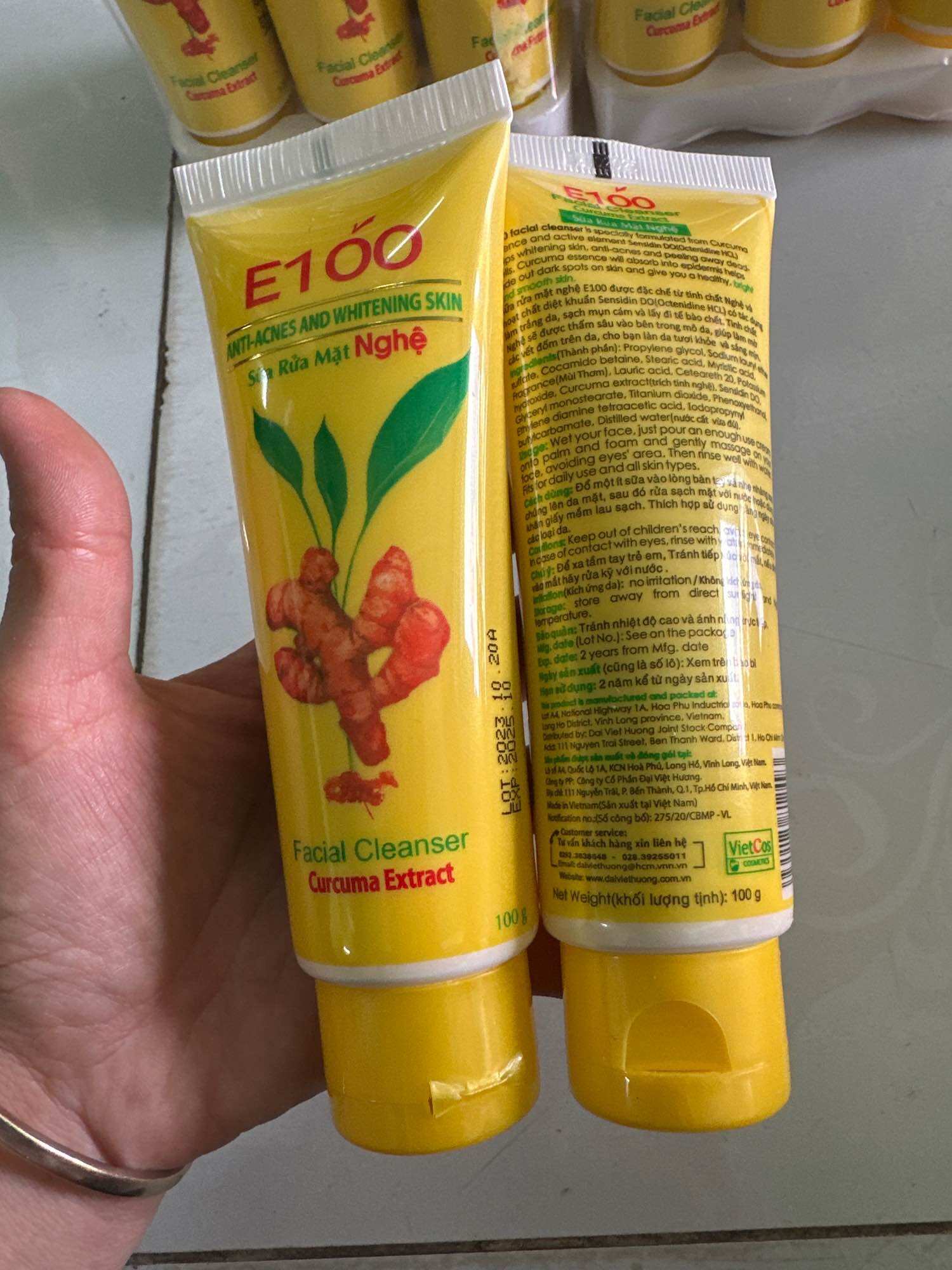 SỮA RỬA MẶT E100 NGHỆ