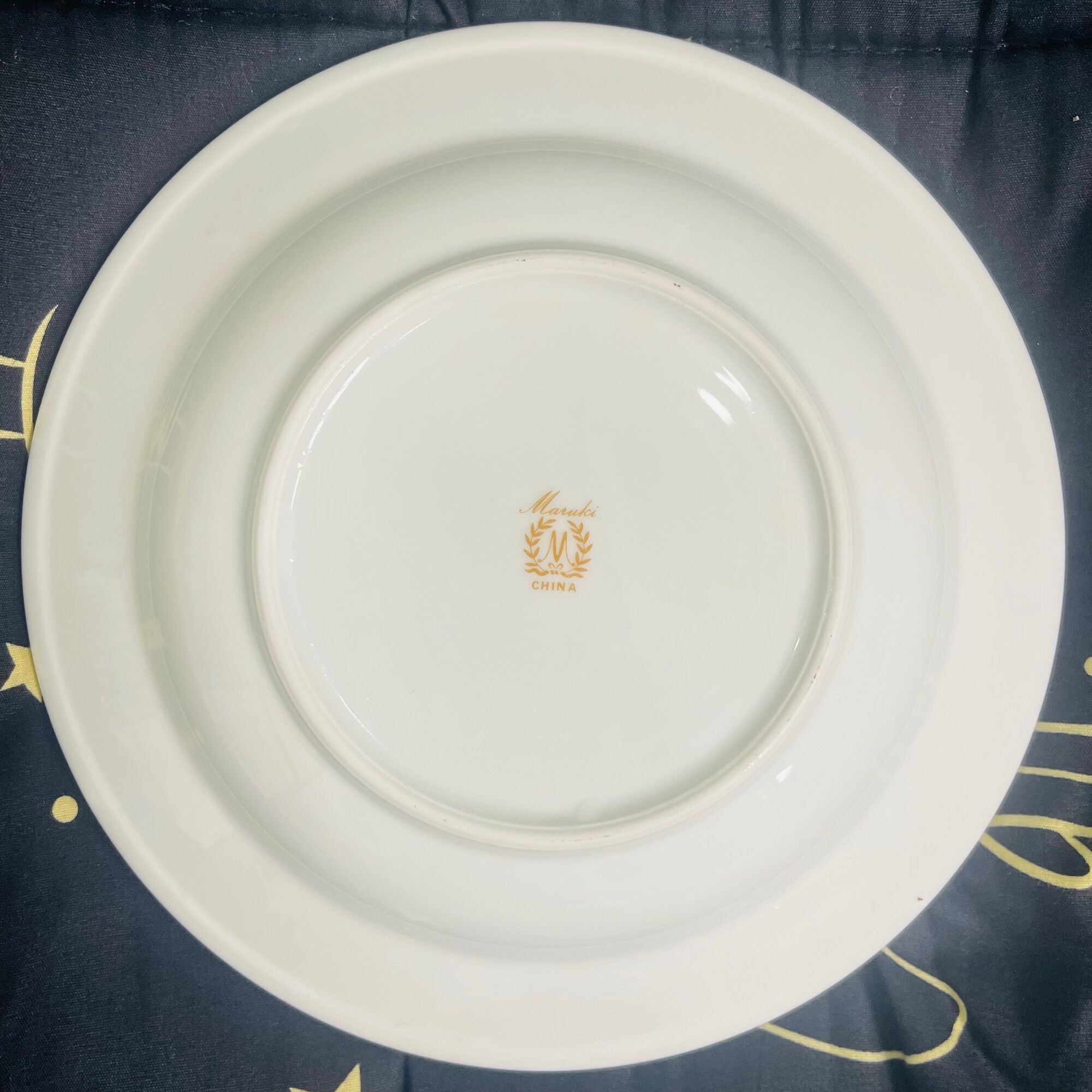 Dĩa Sứ Tròn Maruki 23cm cao cấp