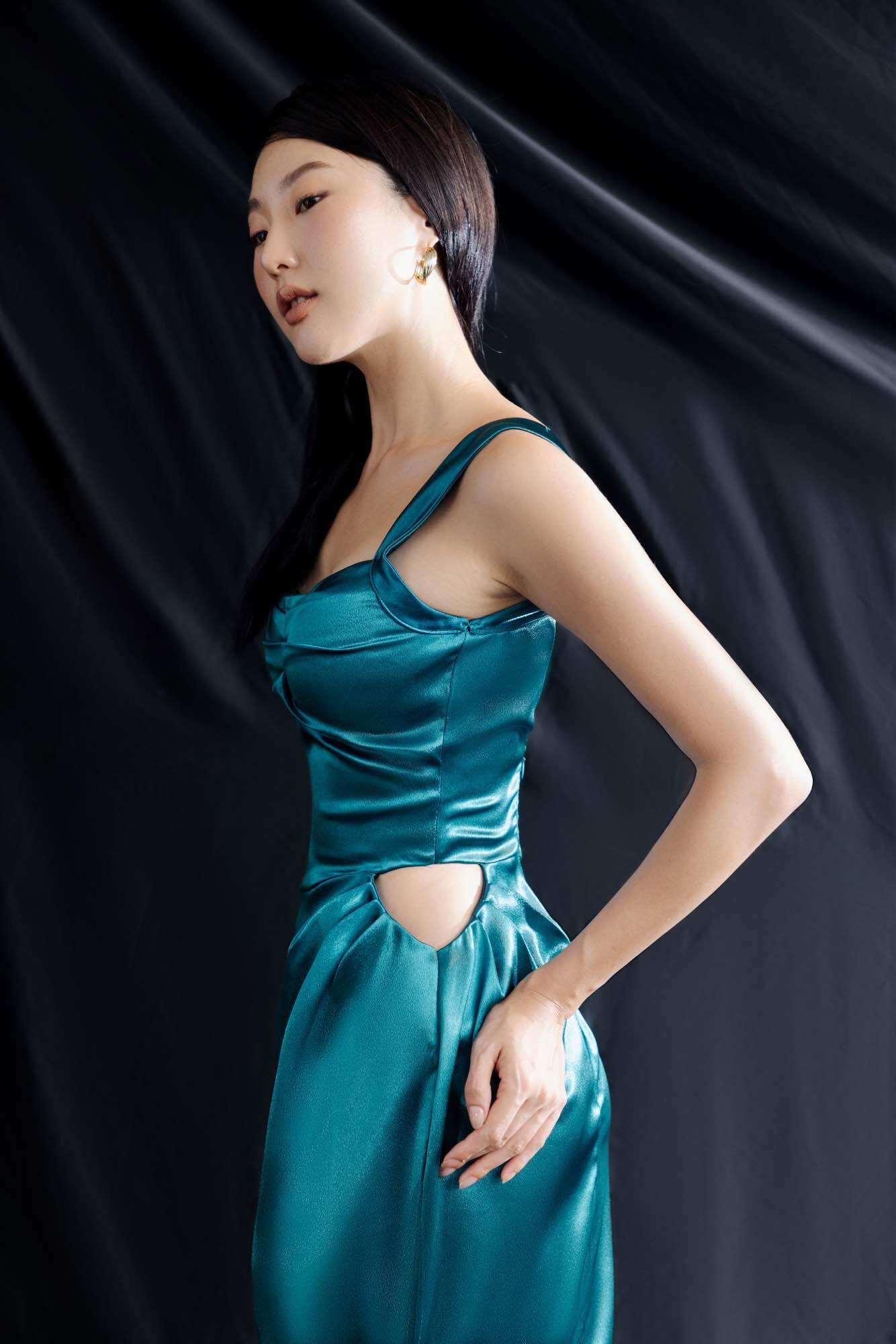 Đầm lụa Neda Dress DESUB