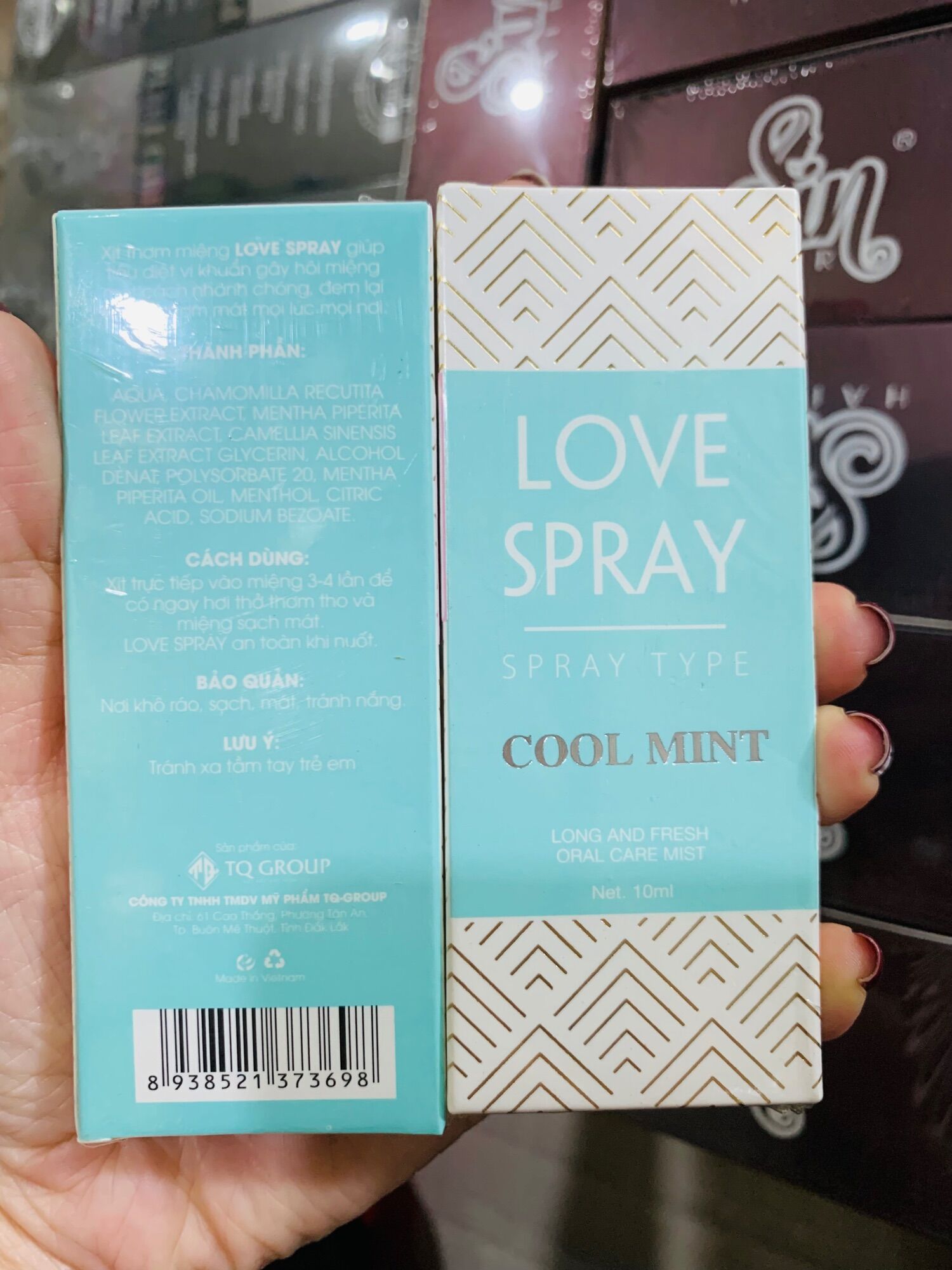 Xịt thơm miệng hương bạc hà Love Spray
